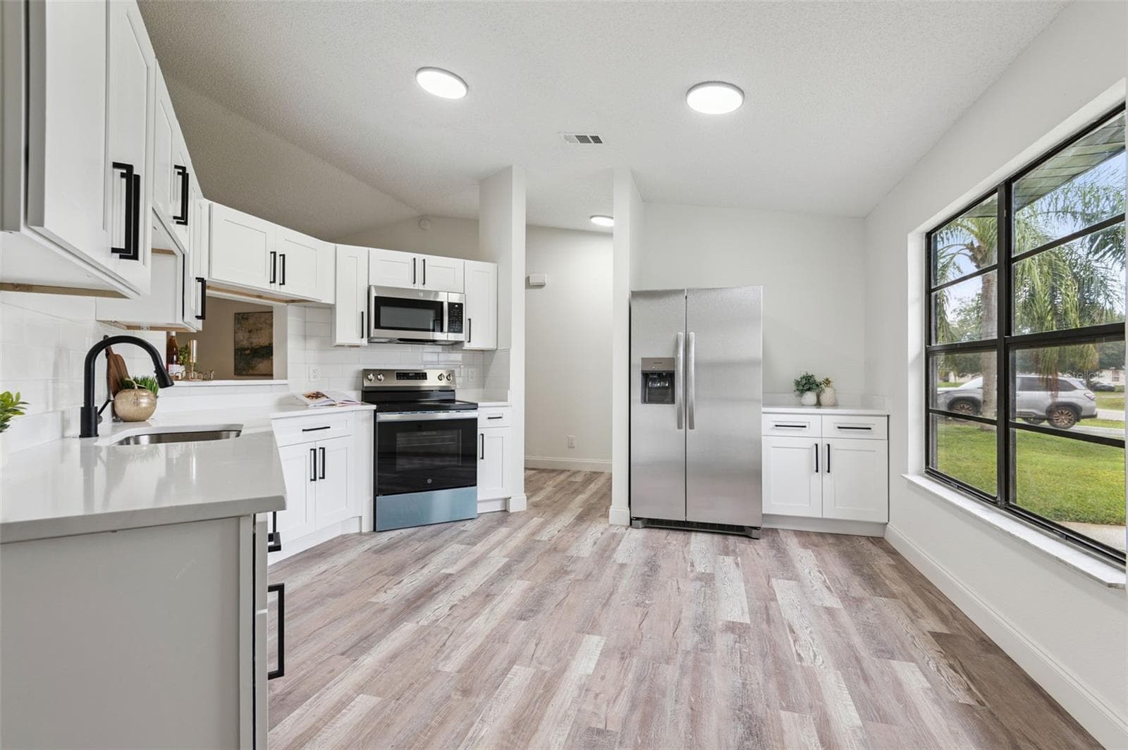 Single Family Residence at 1616 JACINTO AVE NW, PALM BAY, photo 10 of 42