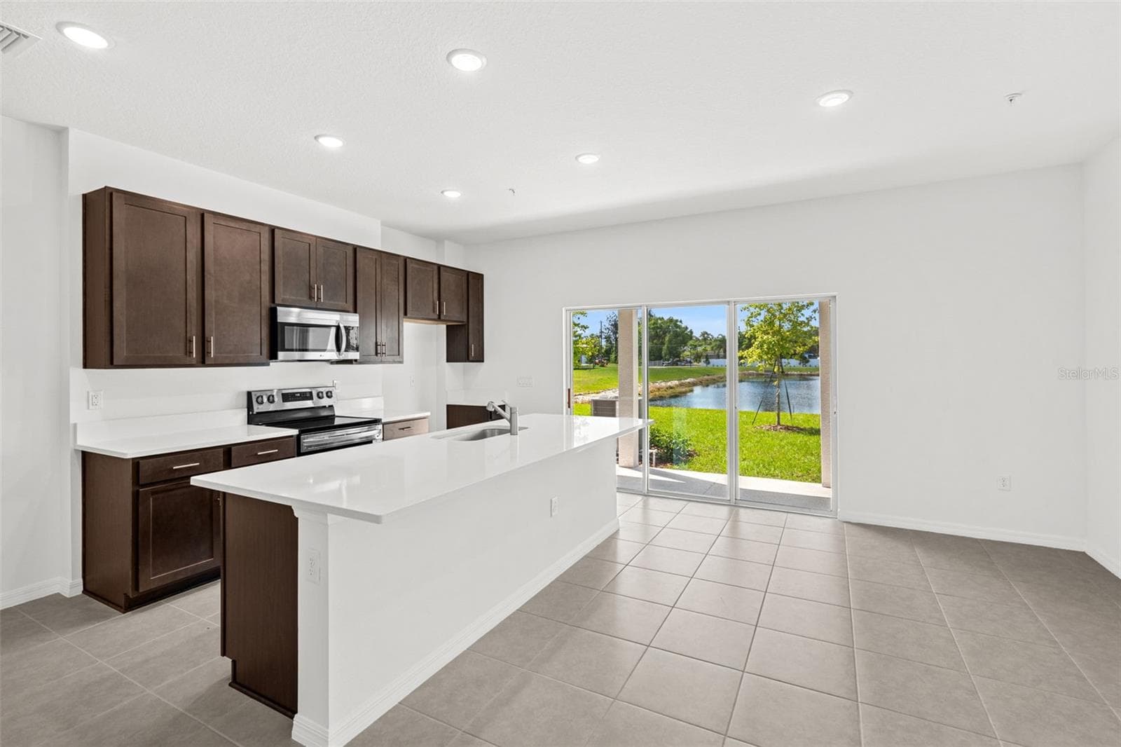 Townhouse at 4856 WINDING RIVER RD, ORLANDO, photo 8 of 30