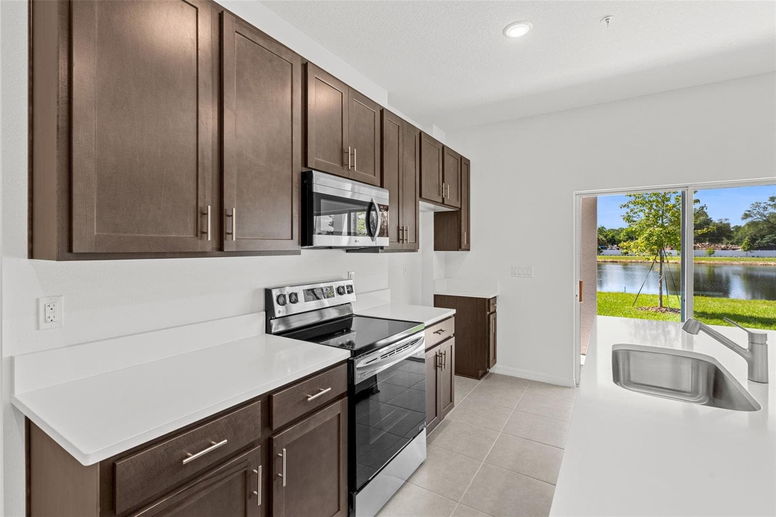 Townhouse at 4856 WINDING RIVER RD, ORLANDO, photo 9 of 30