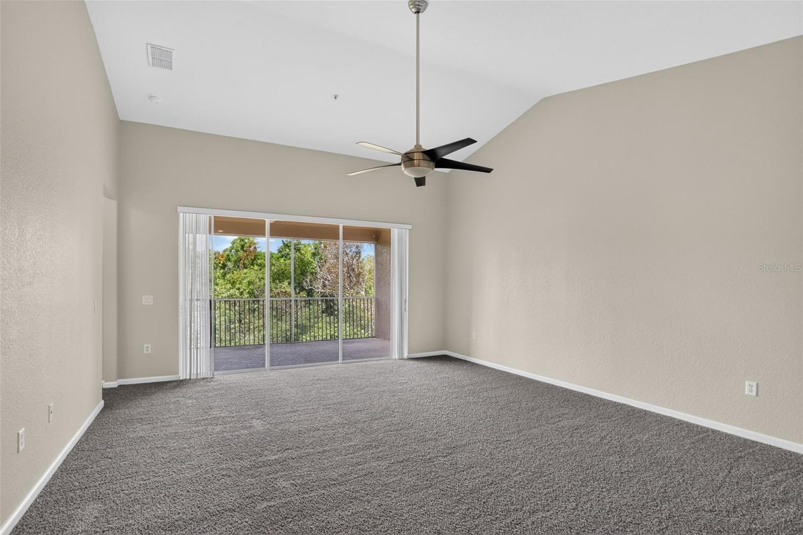 Condominium at 1258 GRADY LN, DAVENPORT, photo 5 of 47