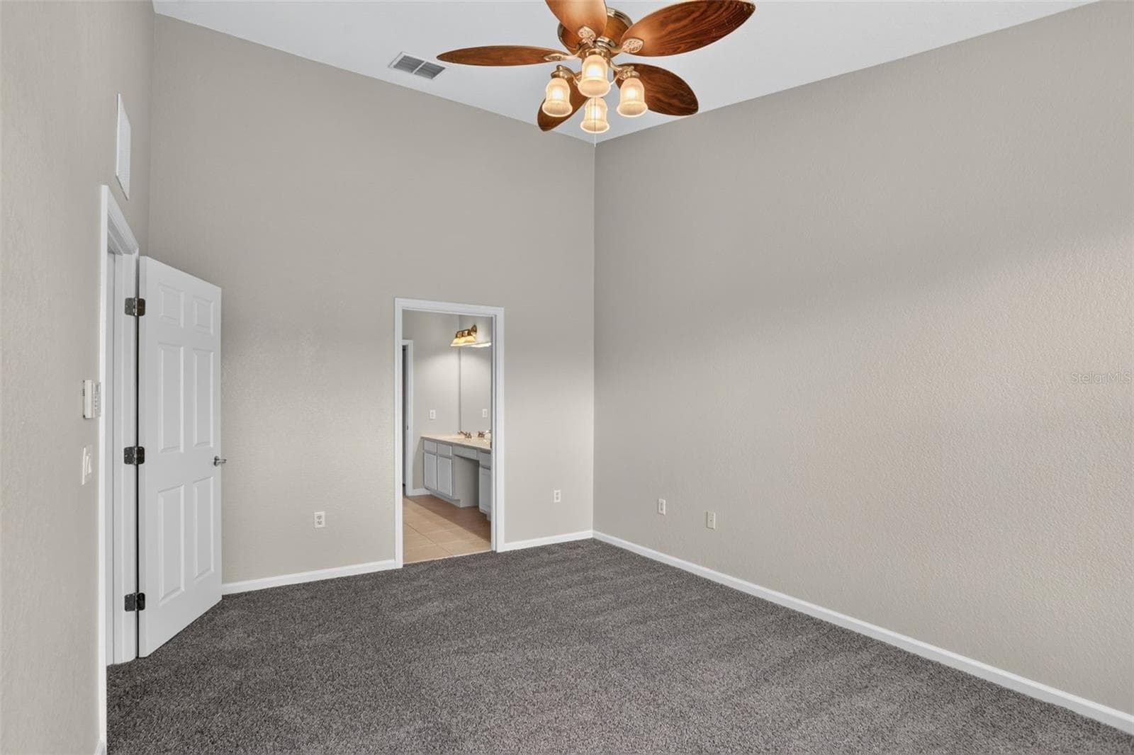 Condominium at 1258 GRADY LN, DAVENPORT, photo 18 of 47