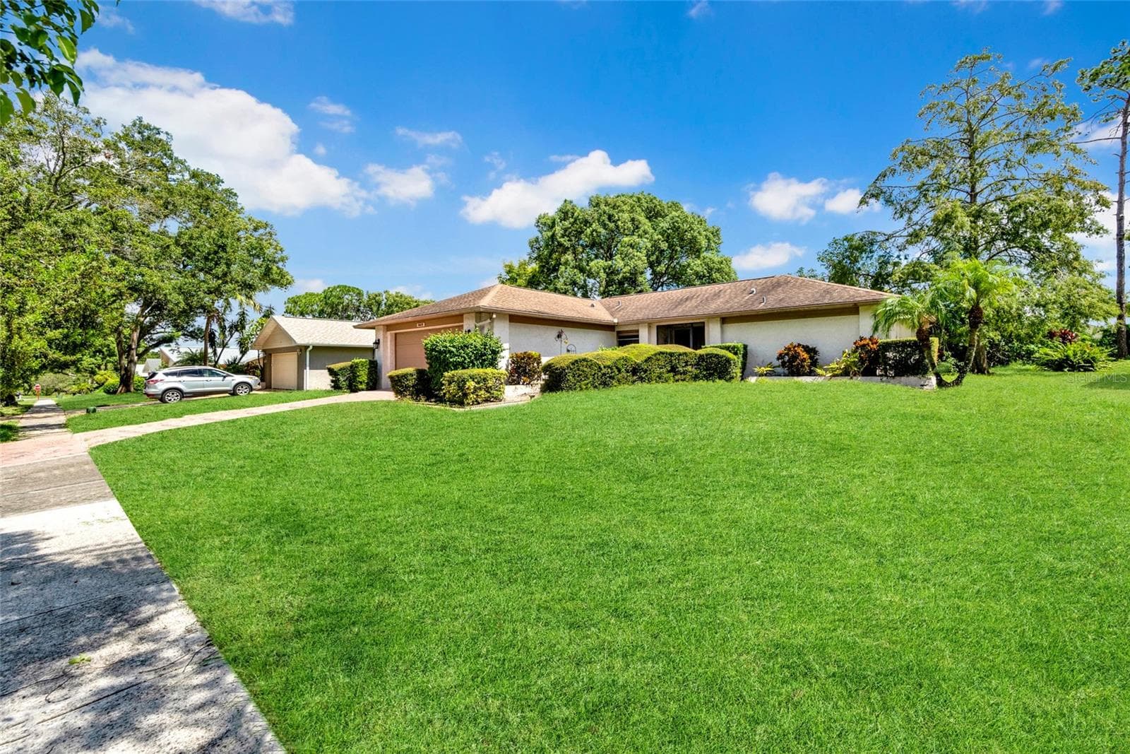 1617 KILWINNING CT
