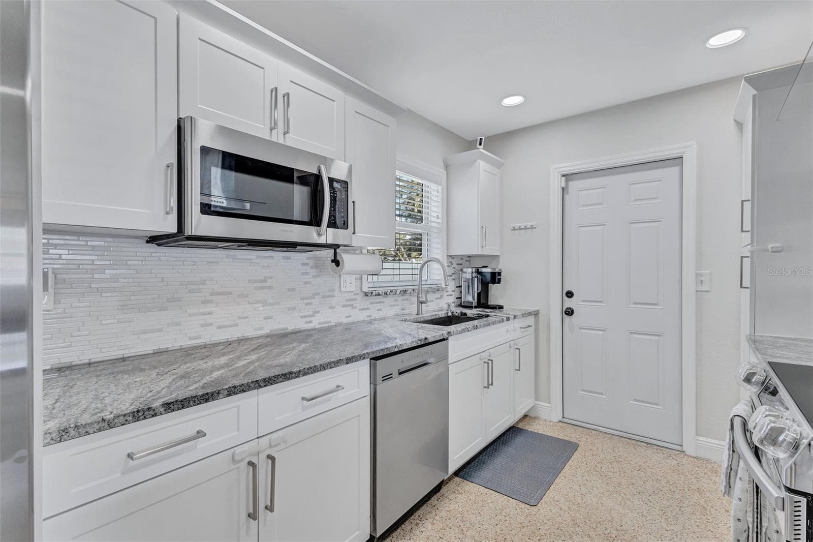 Single Family Residence at 3672 SEAROBIN DR SE, ST PETERSBURG, photo 12 of 45