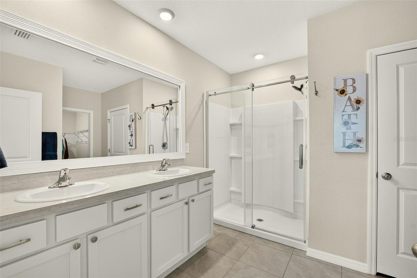 Primary Bathroom - 17206 RESERVA DR, BRADENTON