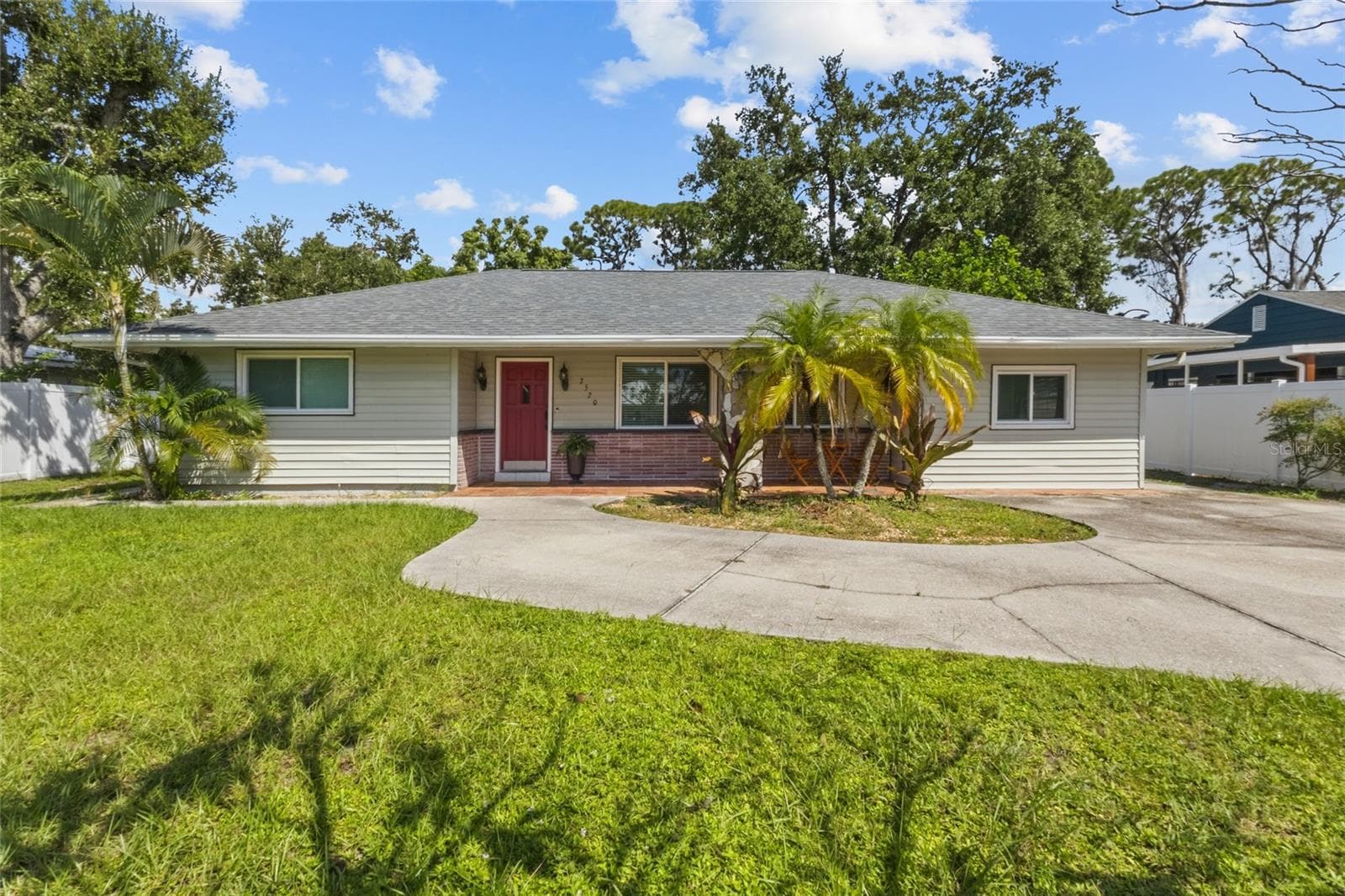 Single Family Residence at 2520 E MILMAR DR, SARASOTA, photo 2 of 44