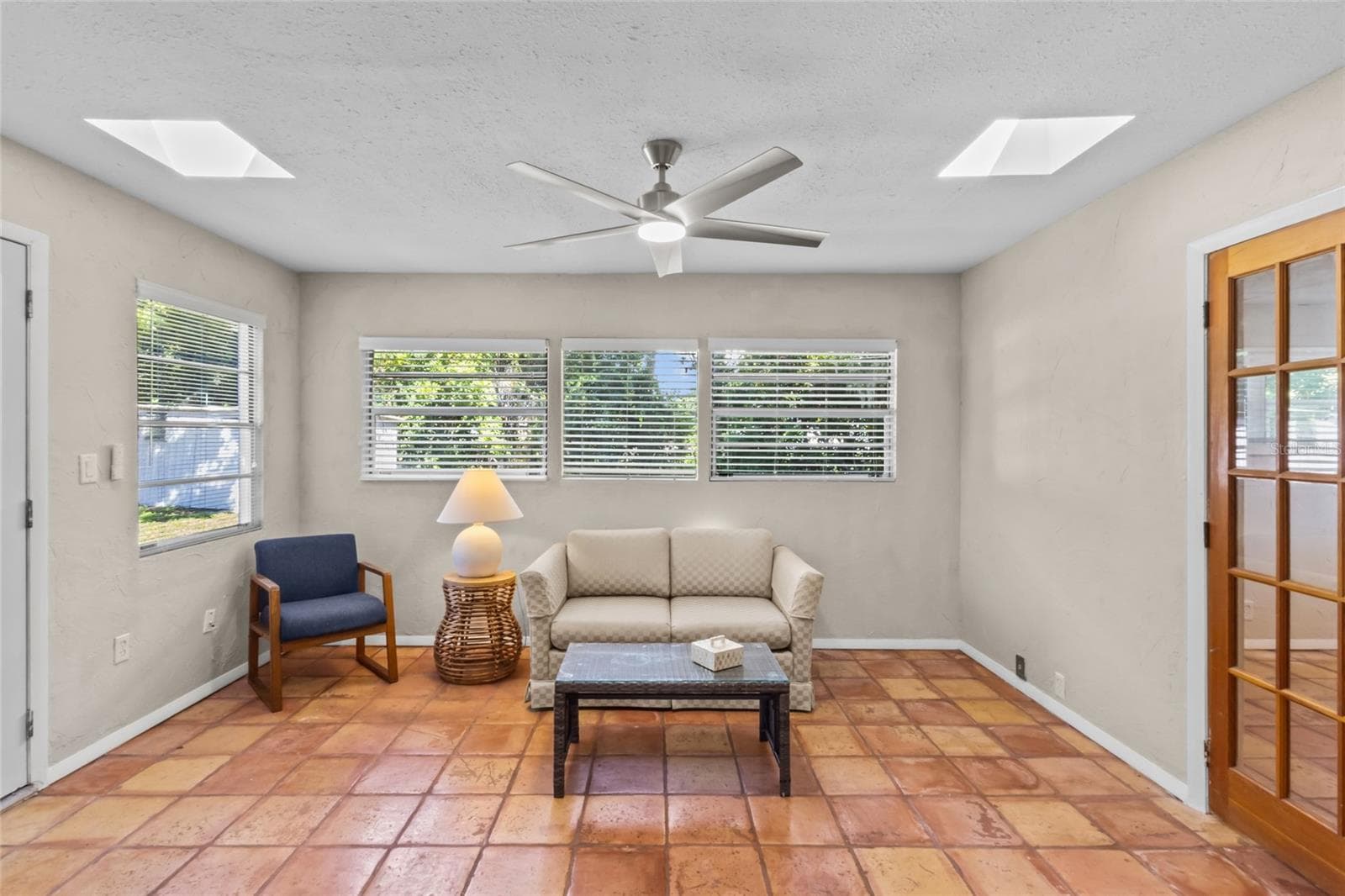 Sunroom Leading to Patio and Backyard - 2520 E MILMAR DR, SARASOTA