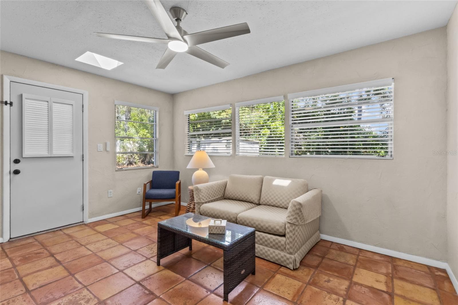 Can be a Private Entrance to a Seperate Suite - 2520 E MILMAR DR, SARASOTA