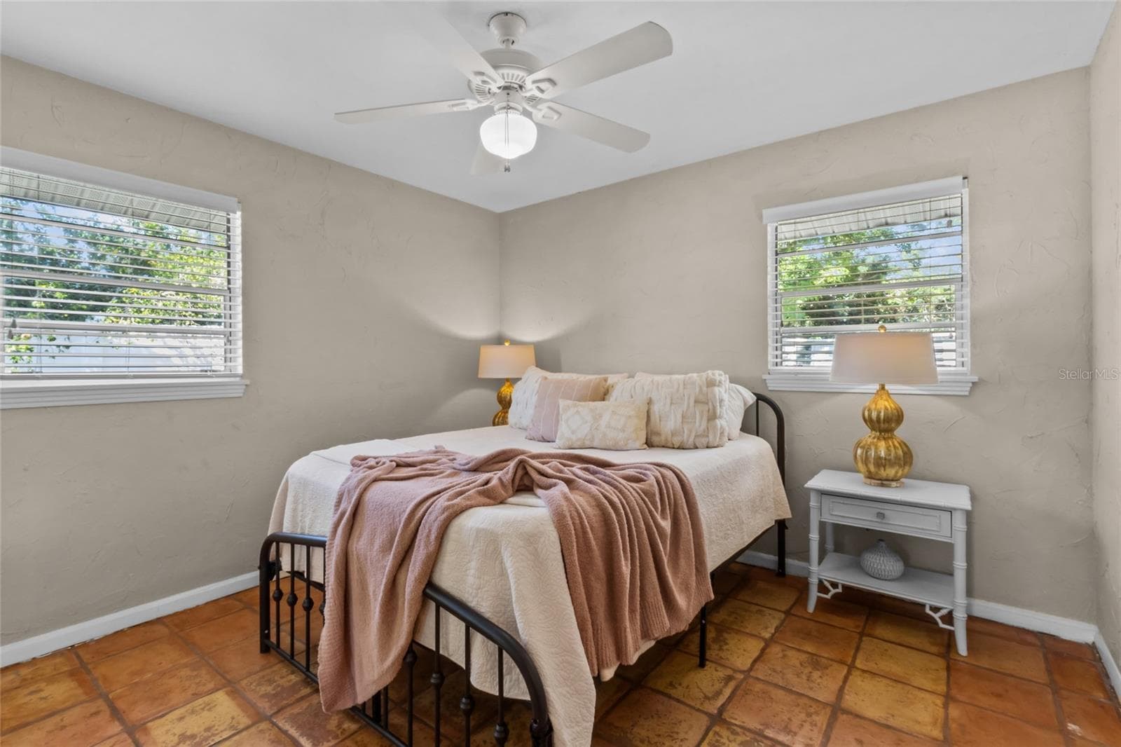 Primary Bedroom - 2520 E MILMAR DR, SARASOTA