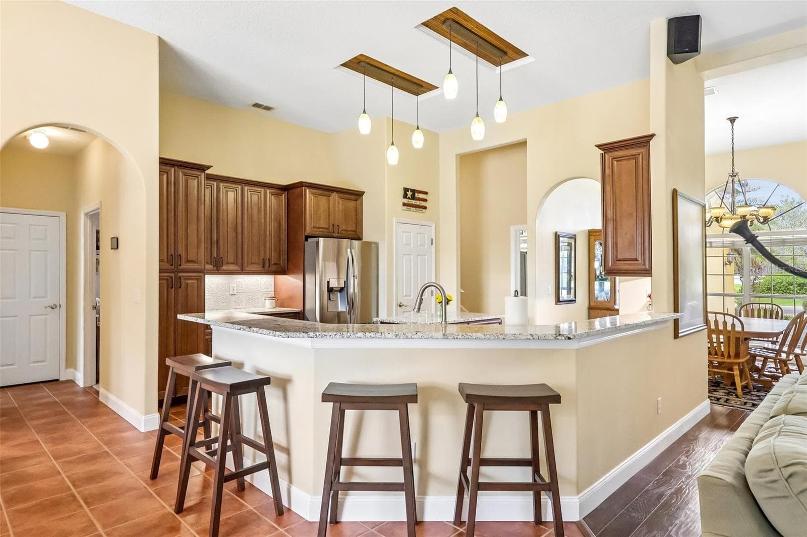 Single Family Residence at 32736 WOLFS TRL, SORRENTO, photo 13 of 63