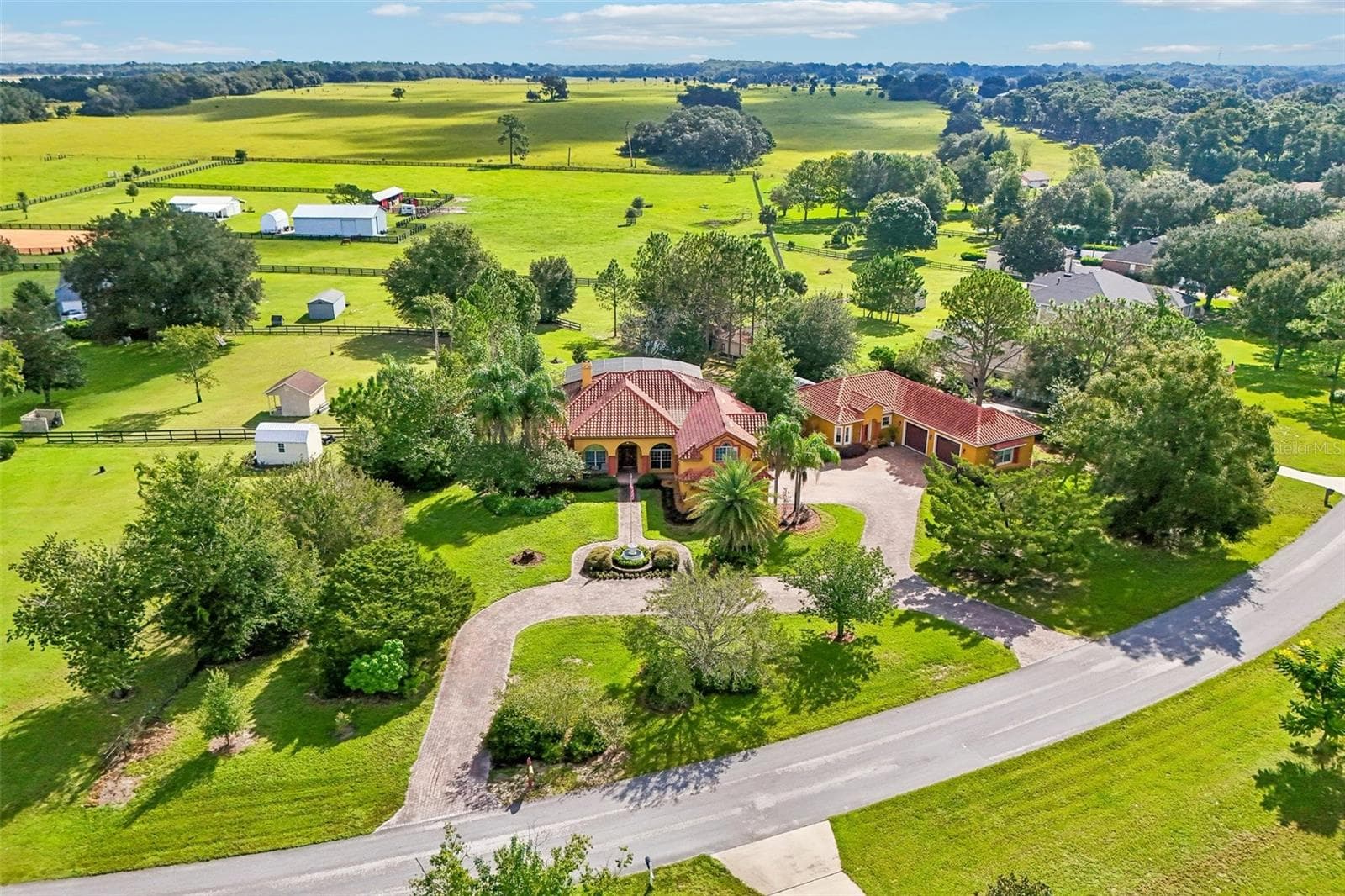 Single Family Residence at 32736 WOLFS TRL, SORRENTO, photo 52 of 63