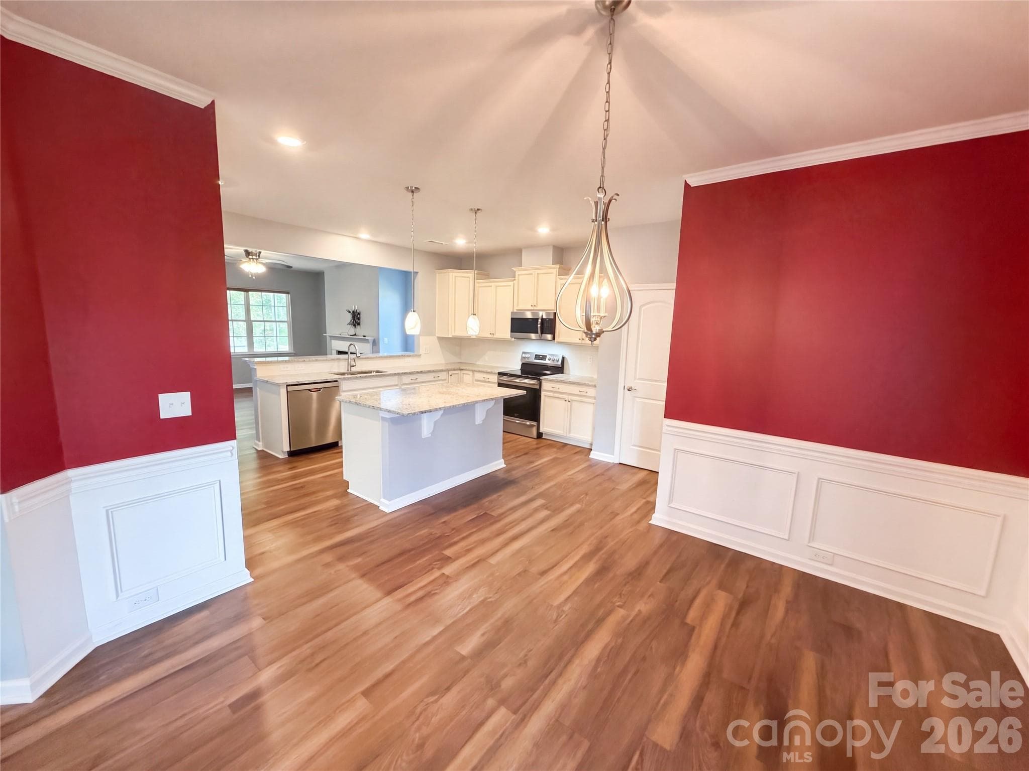 Single Family Residence at 2019 Trindle Vine Lane, Waxhaw, photo 8 of 25