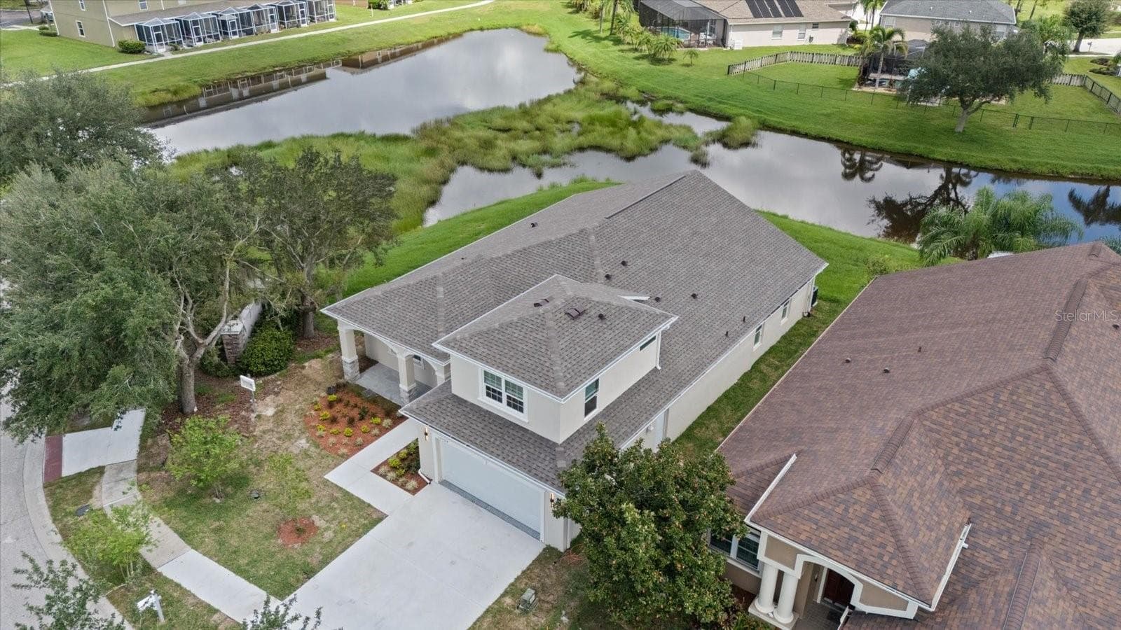 Single Family Residence at 10704 BANFIELD DR, RIVERVIEW, photo 4 of 59
