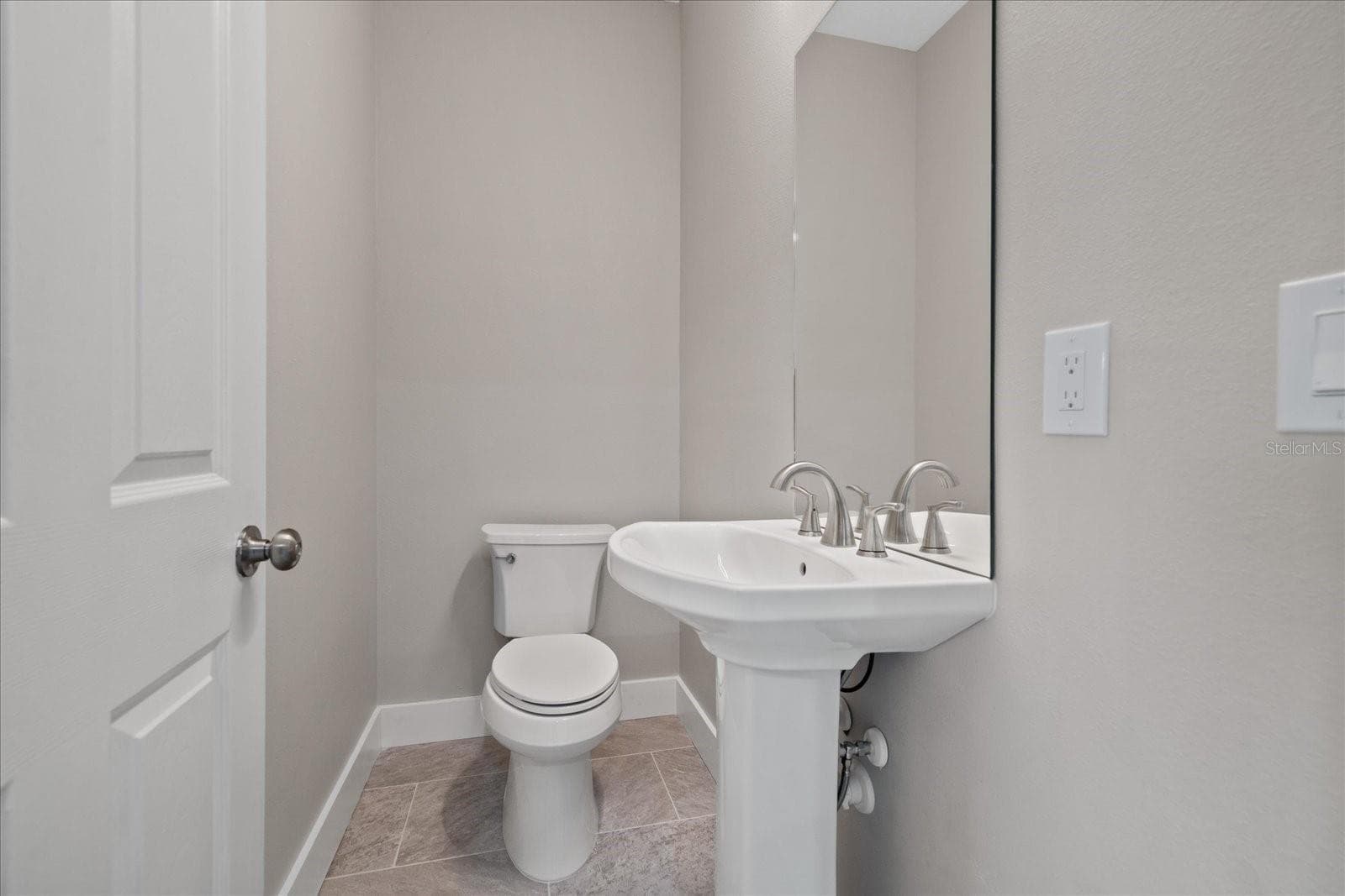 Single Family Residence at 10704 BANFIELD DR, RIVERVIEW, photo 18 of 59