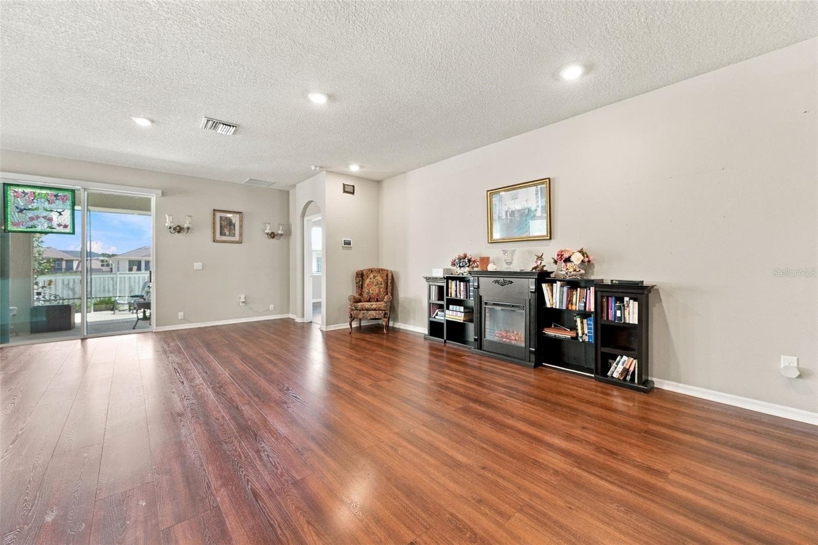 Single Family Residence at 13344 WATERLEAF GARDEN CIR, RIVERVIEW, photo 17 of 96