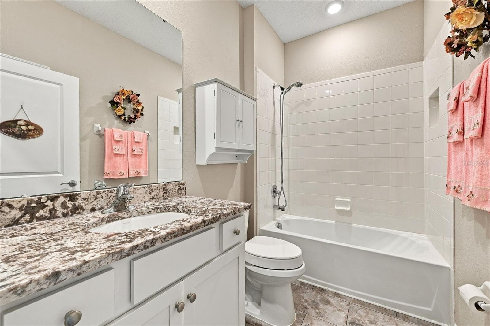 Single Family Residence at 13344 WATERLEAF GARDEN CIR, RIVERVIEW, photo 39 of 96