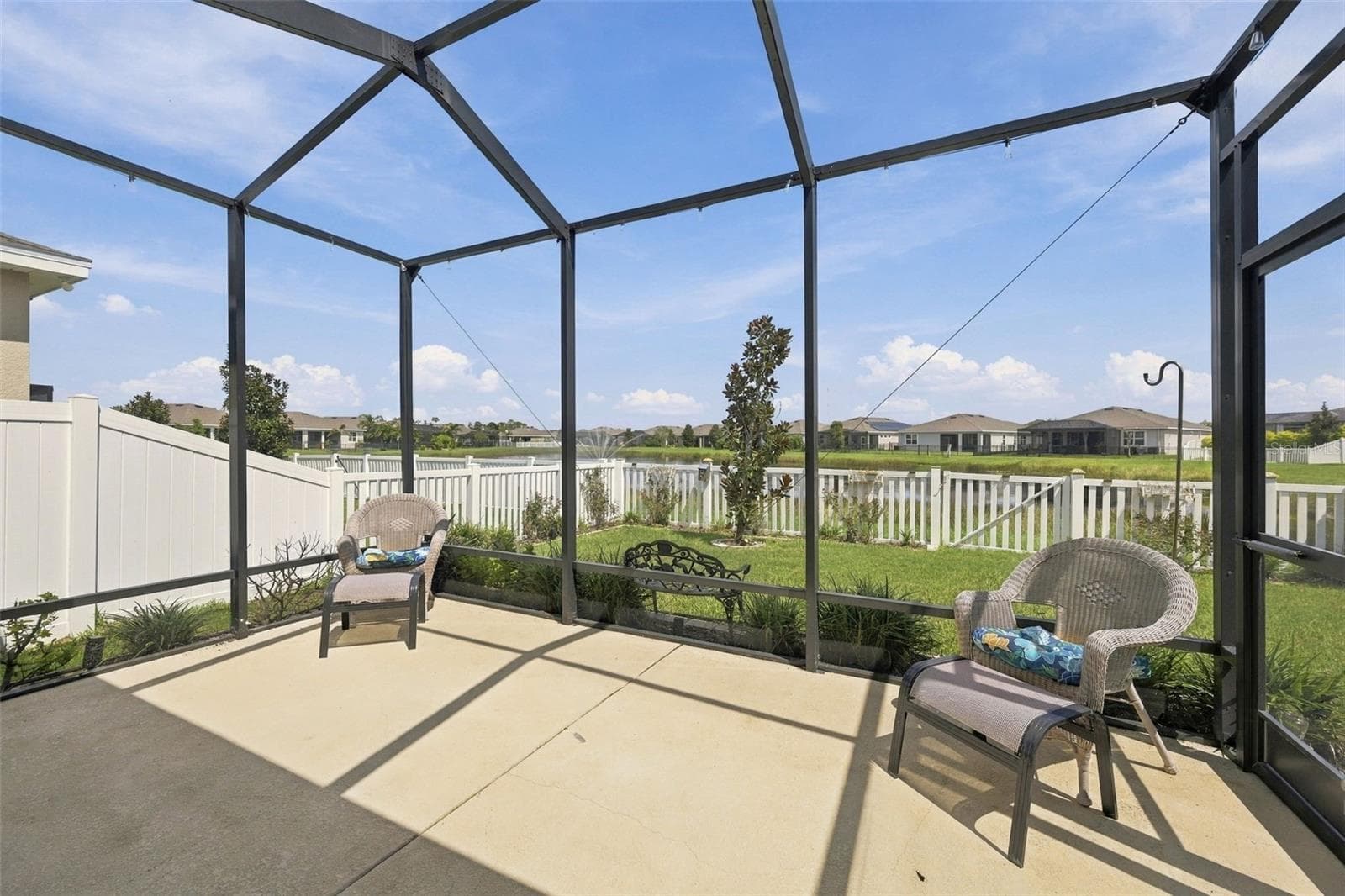 Single Family Residence at 13344 WATERLEAF GARDEN CIR, RIVERVIEW, photo 48 of 96
