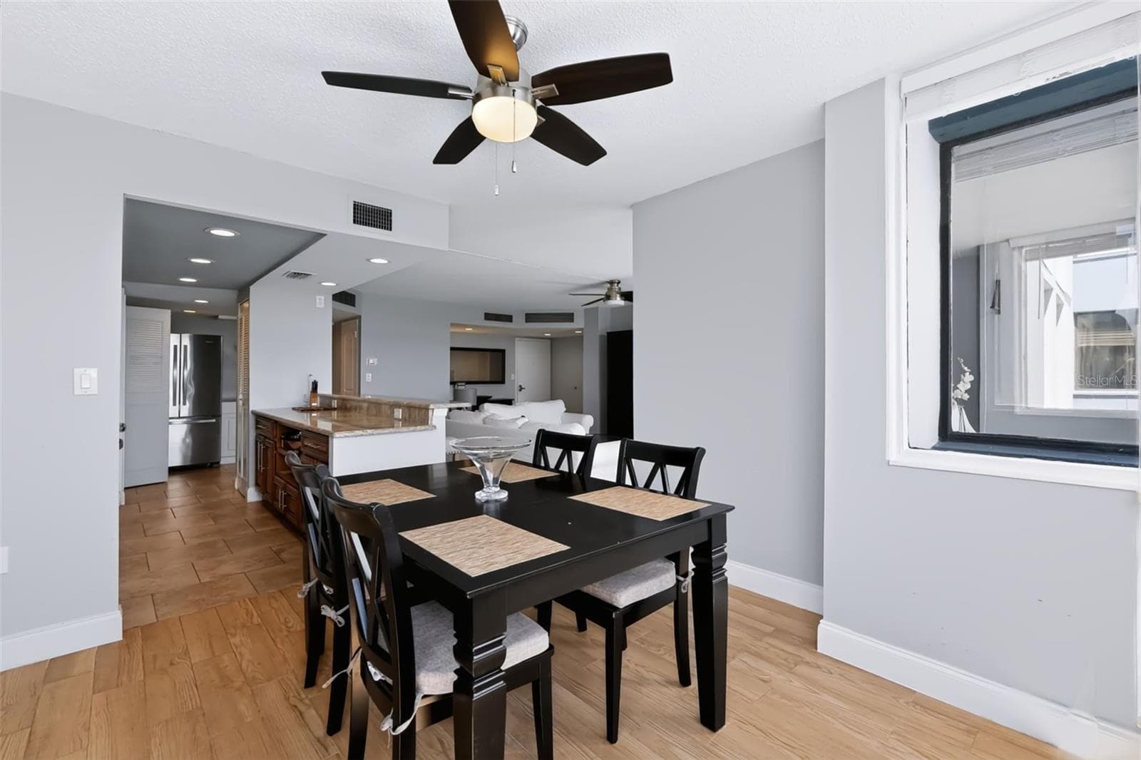 Condominium at 644 ISLAND WAY #406, CLEARWATER, photo 8 of 32