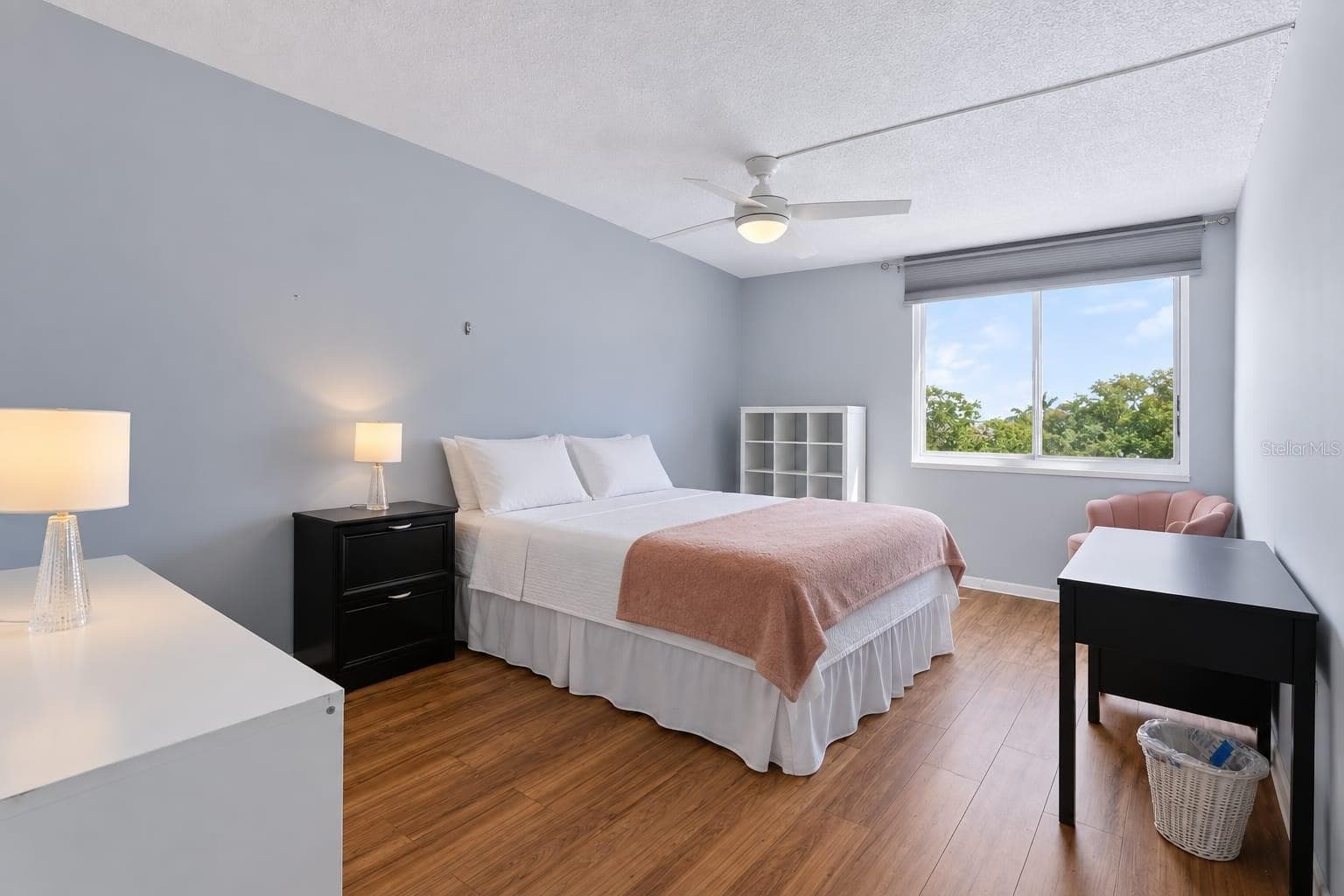 Condominium at 644 ISLAND WAY #406, CLEARWATER, photo 17 of 32
