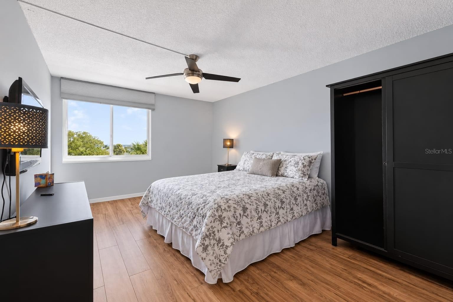 Condominium at 644 ISLAND WAY #406, CLEARWATER, photo 22 of 32
