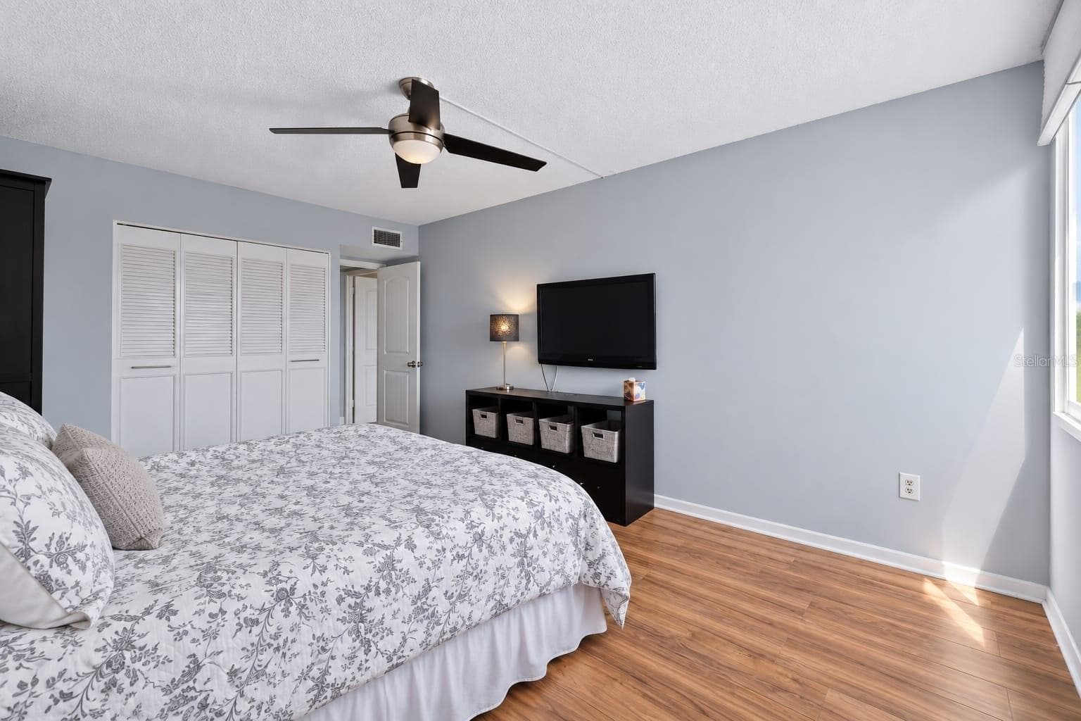 Condominium at 644 ISLAND WAY #406, CLEARWATER, photo 23 of 32