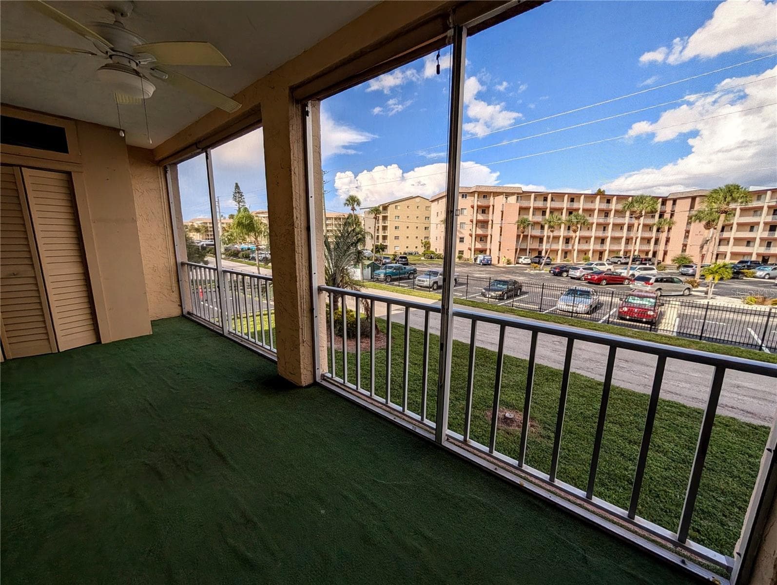 Comfortable screened lanai - 4133 HERON WAY #E-202, BRADENTON