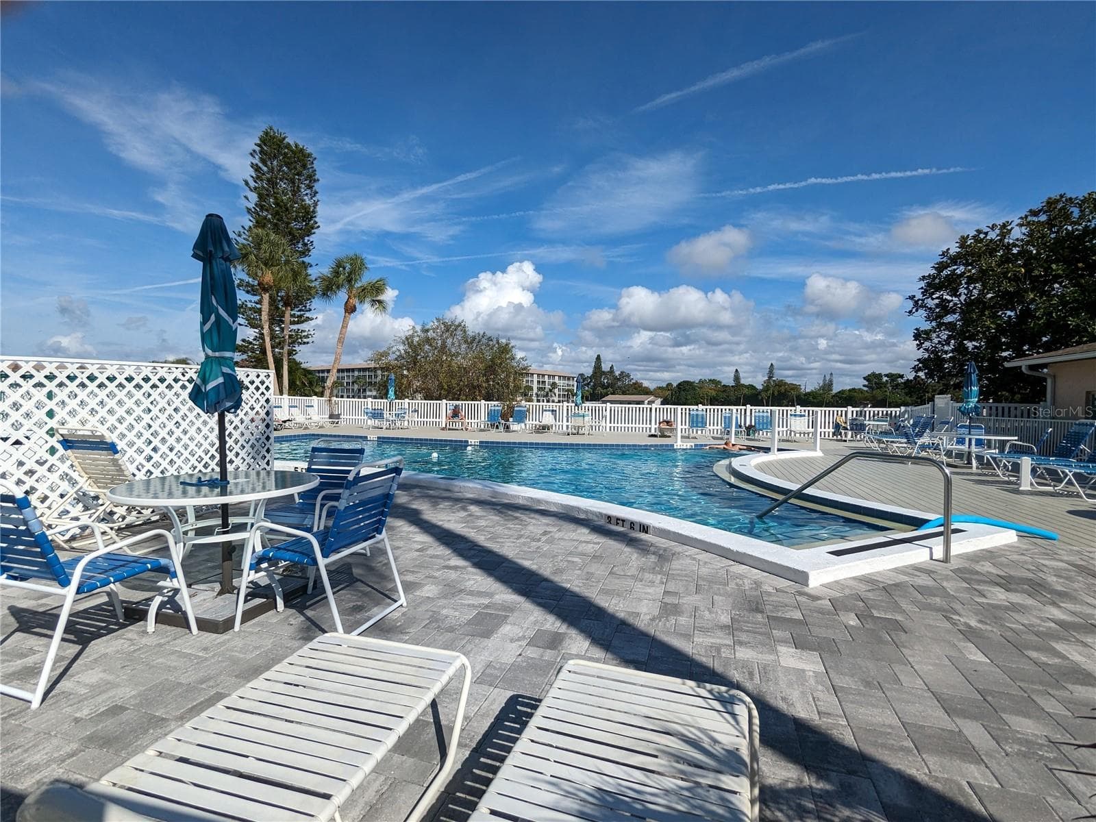 Condominium at 4133 HERON WAY #E-202, BRADENTON, photo 31 of 41