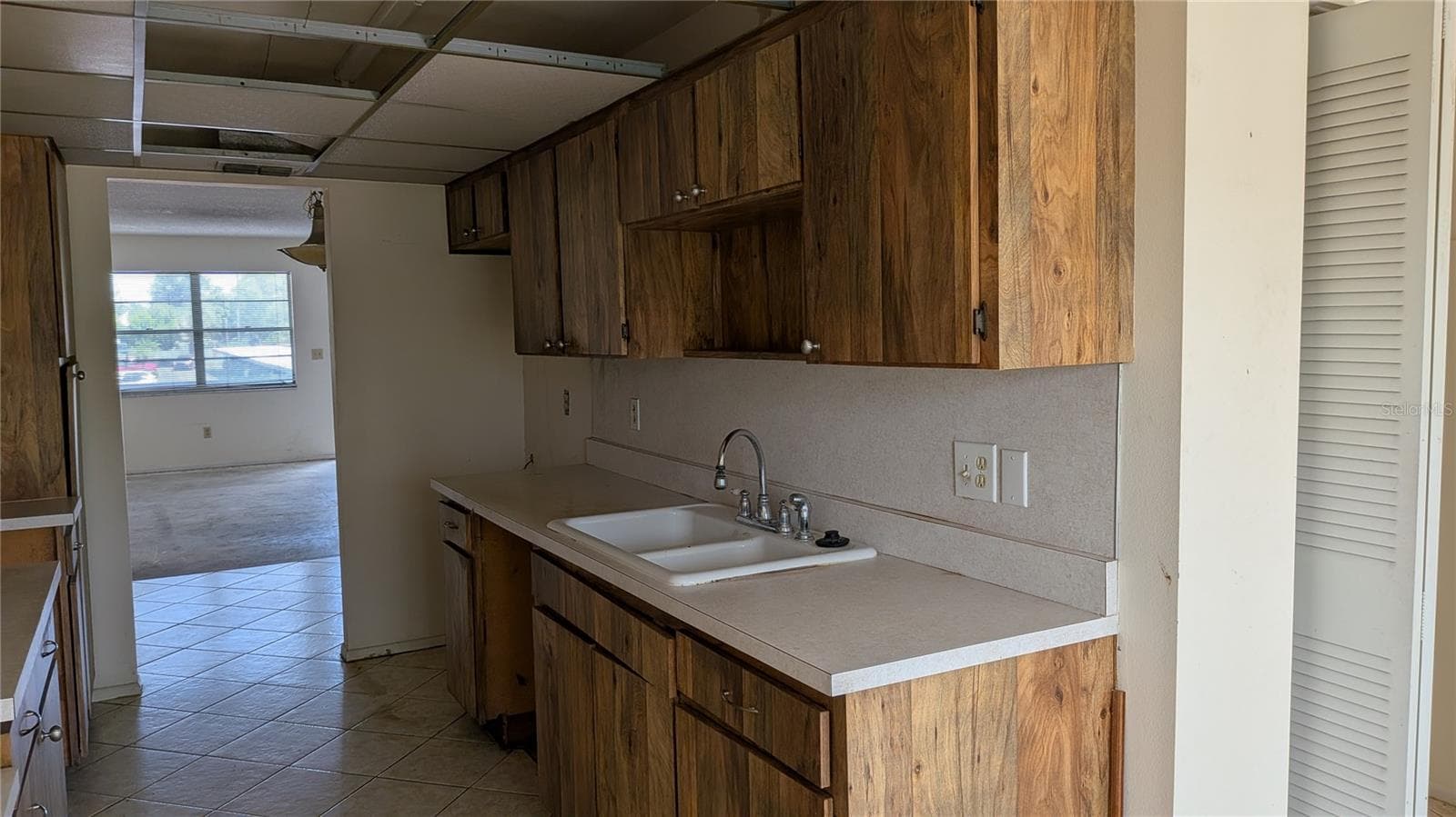 Condominium at 5980 TERRACE PARK DR N #206, ST PETERSBURG, photo 8 of 30