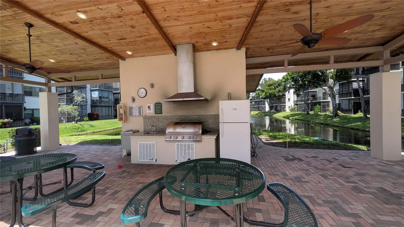 Condominium at 5980 TERRACE PARK DR N #206, ST PETERSBURG, photo 29 of 30