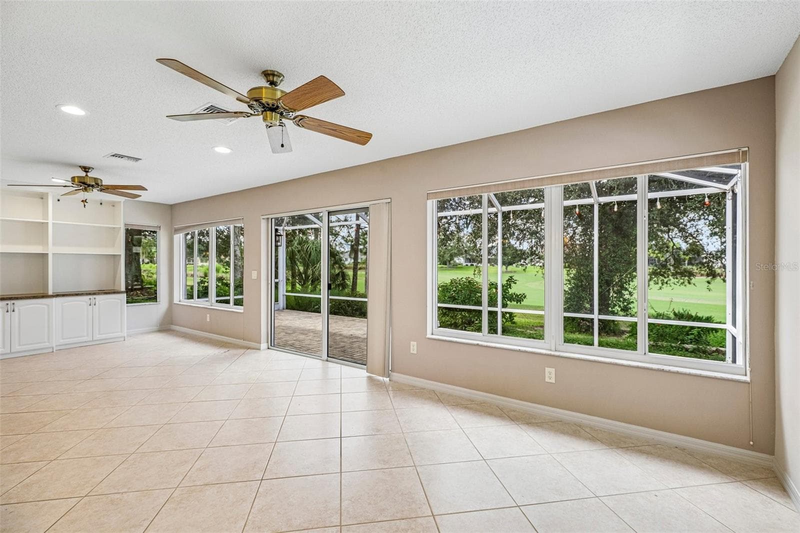Single Family Residence at 1398 SHOREWOOD ST, THE VILLAGES, photo 21 of 50