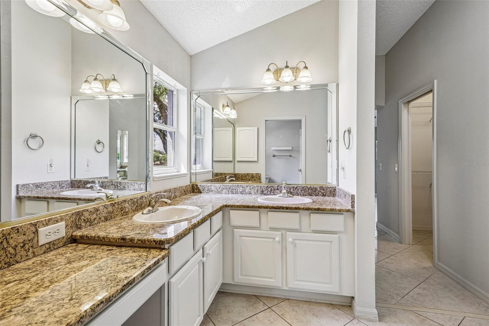 Single Family Residence at 1398 SHOREWOOD ST, THE VILLAGES, photo 26 of 50
