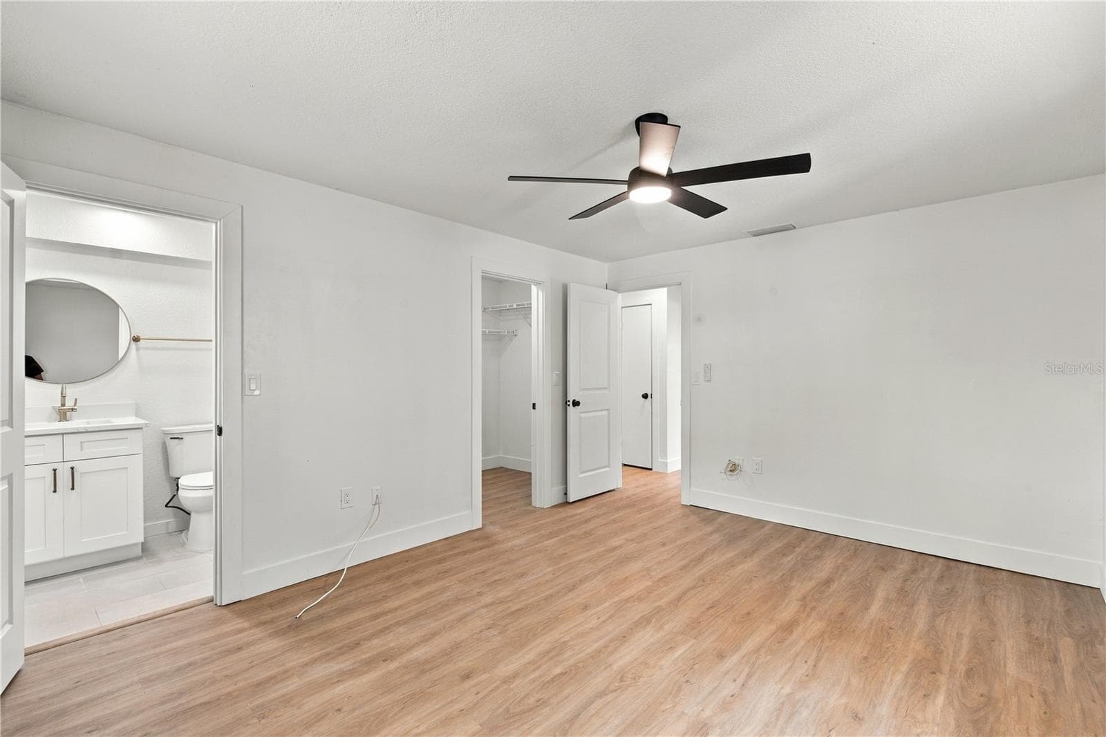 Single Family Residence at 1630 DALE CIR N, DUNEDIN, photo 22 of 37