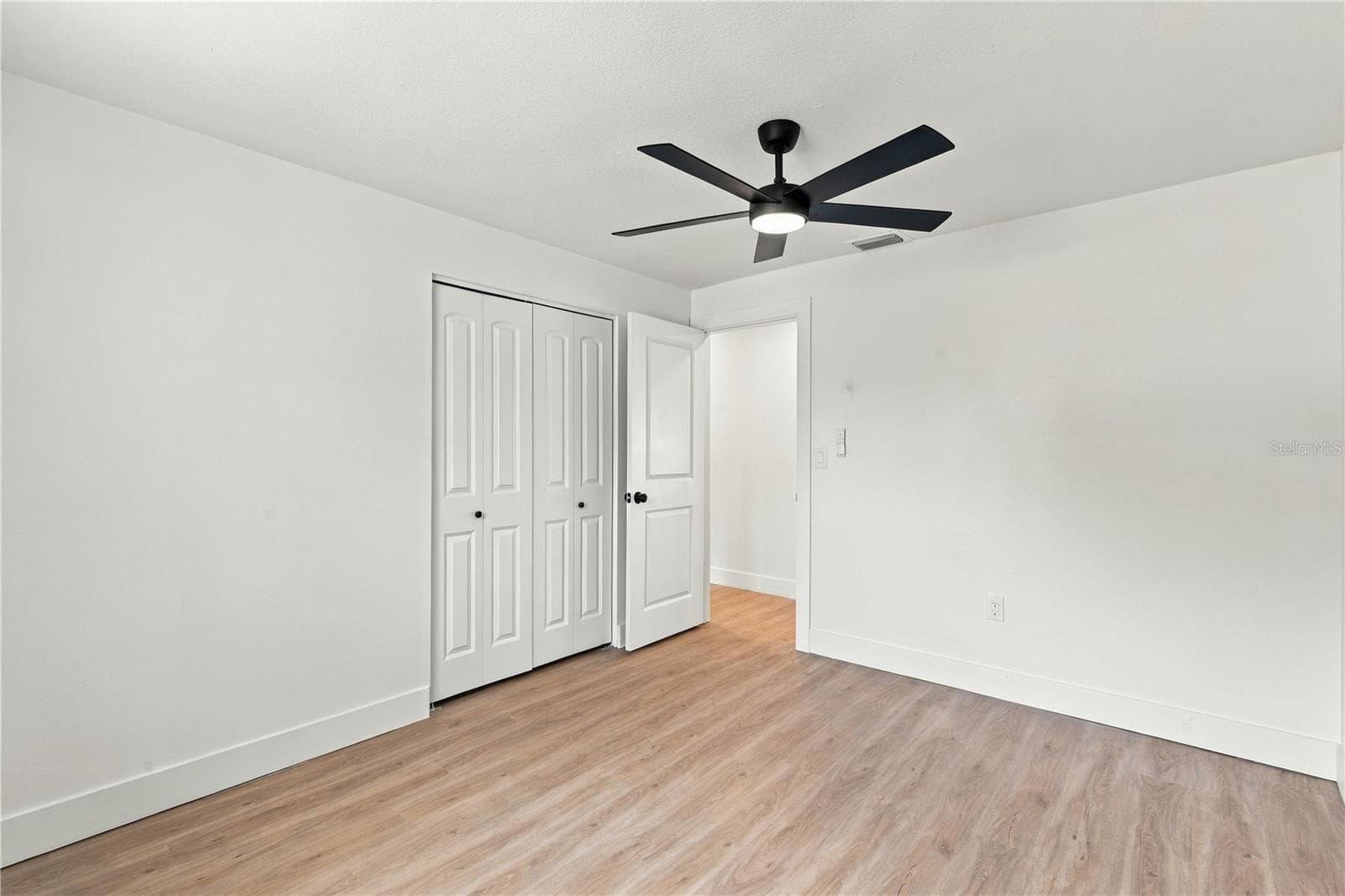 Single Family Residence at 1630 DALE CIR N, DUNEDIN, photo 25 of 37