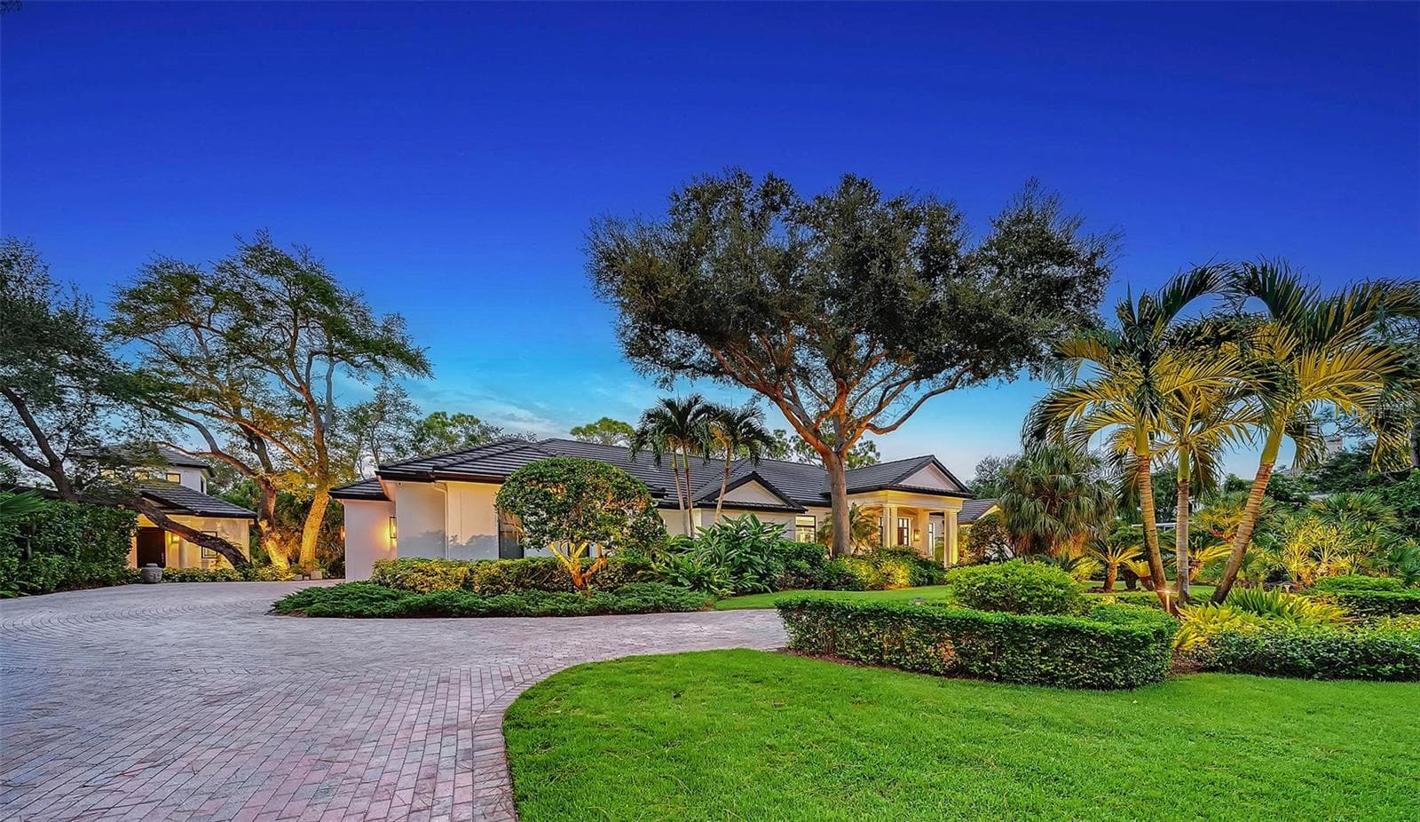Single Family Residence at 324 OSPREY POINT DR, OSPREY, photo 9 of 126
