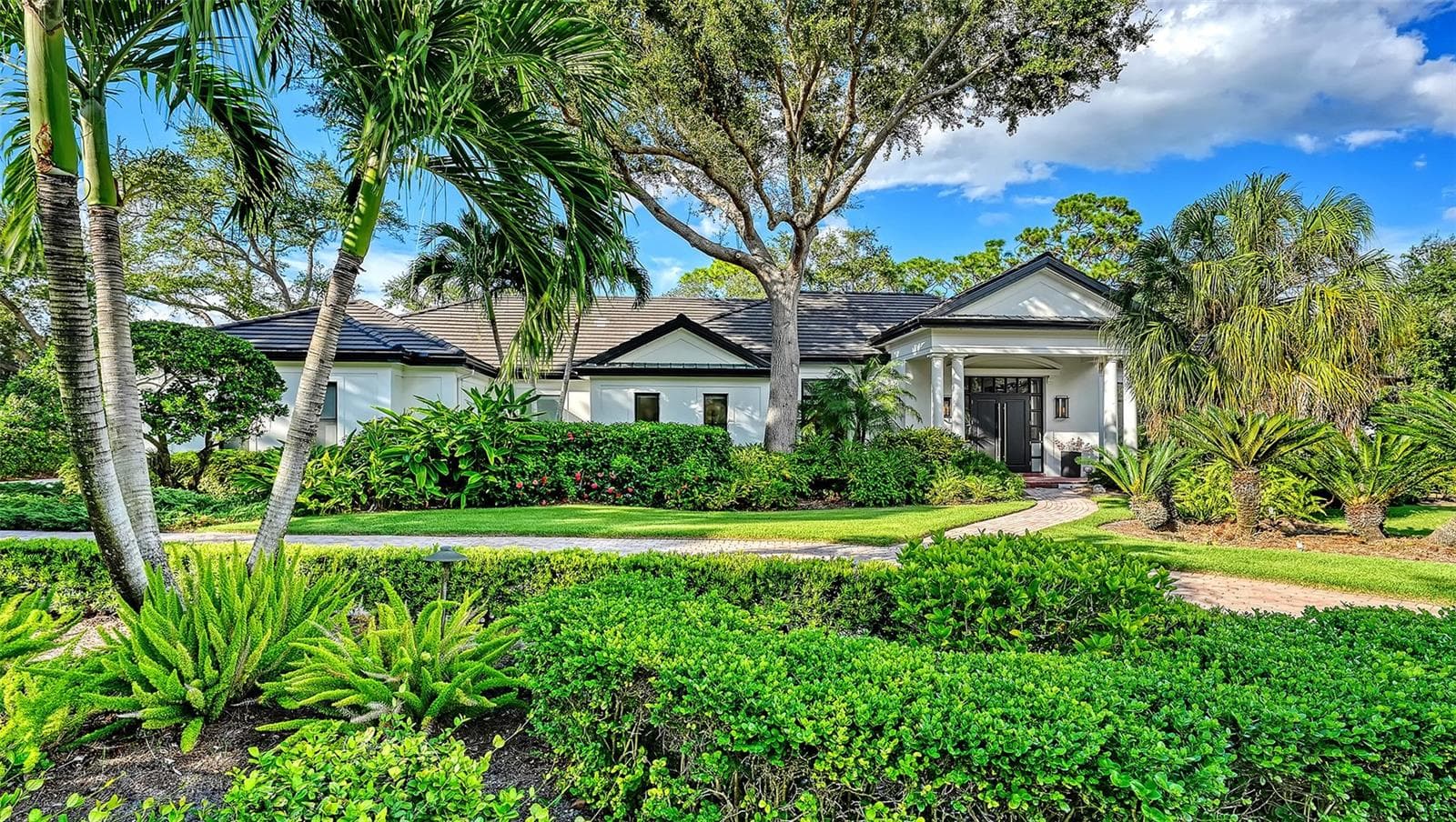 Single Family Residence at 324 OSPREY POINT DR, OSPREY, photo 5 of 126