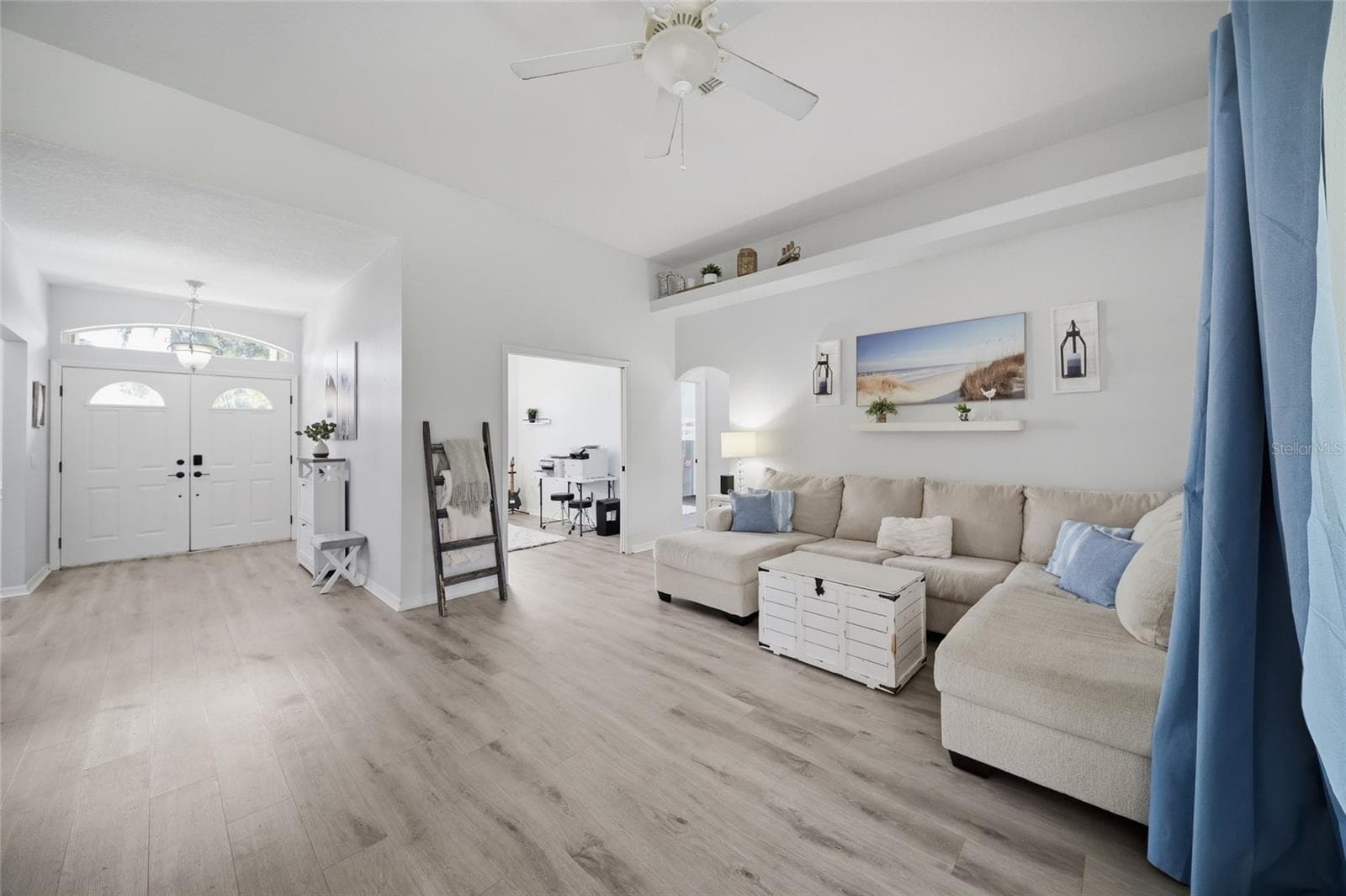 Single Family Residence at 3104 RIVER WOODS DR, PARRISH, photo 7 of 38