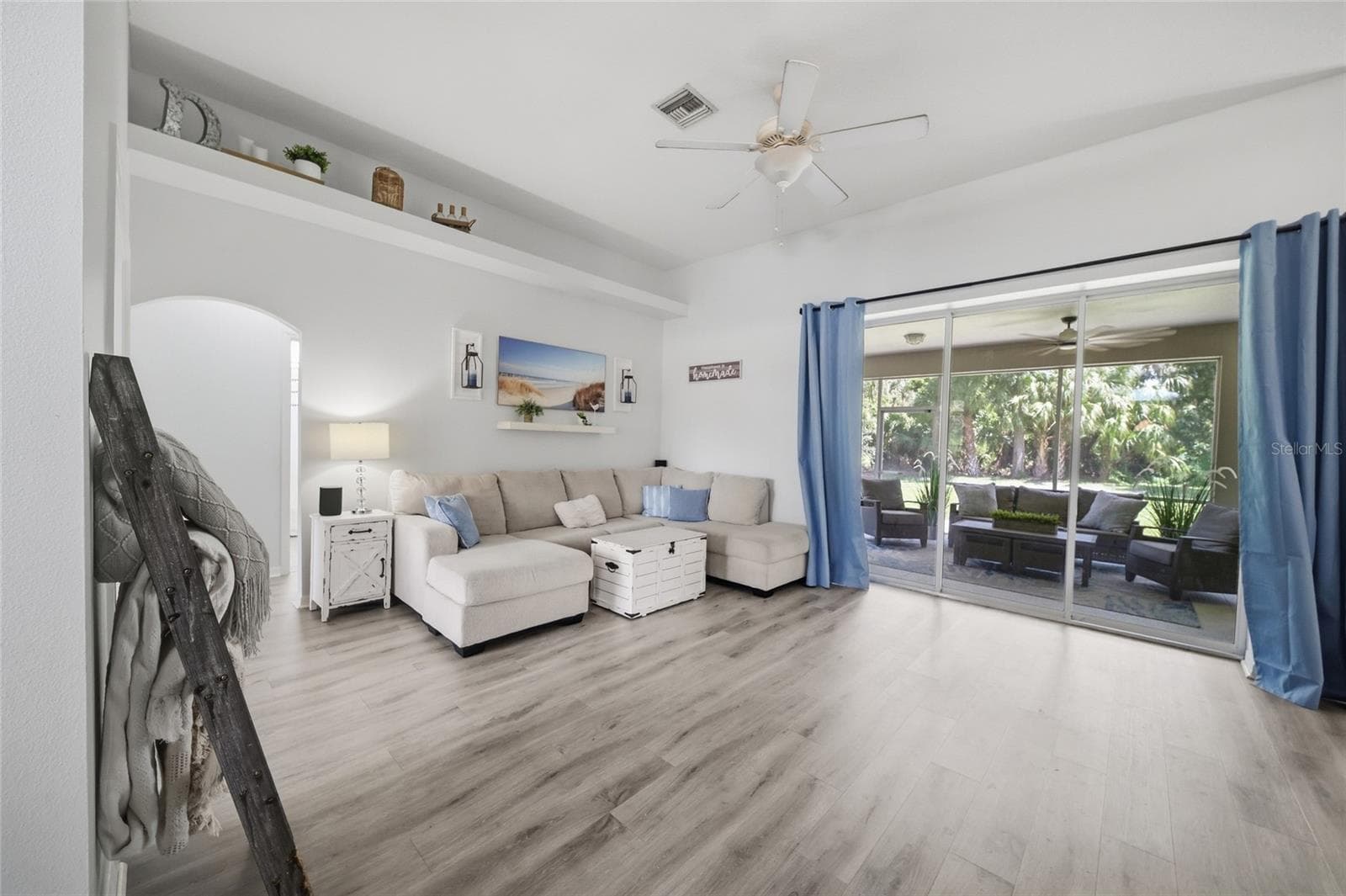 Single Family Residence at 3104 RIVER WOODS DR, PARRISH, photo 14 of 38