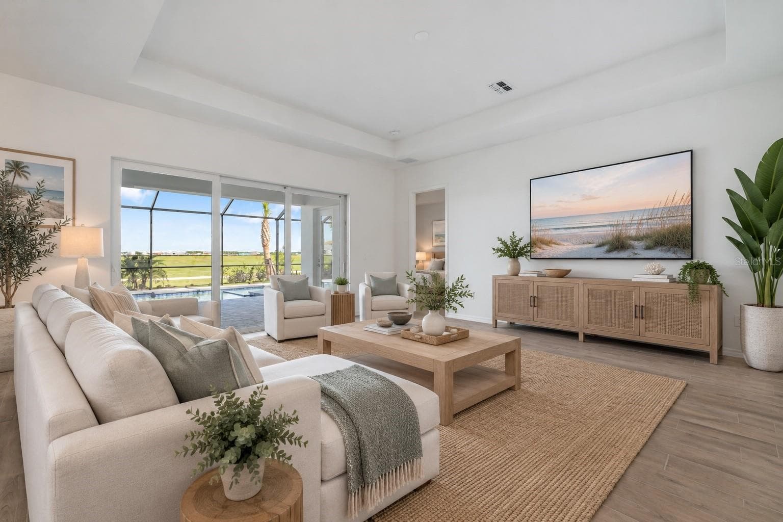 Single Family Residence at 5613 LIGHTNING WHELK LN, LAKEWOOD RANCH, photo 5 of 54