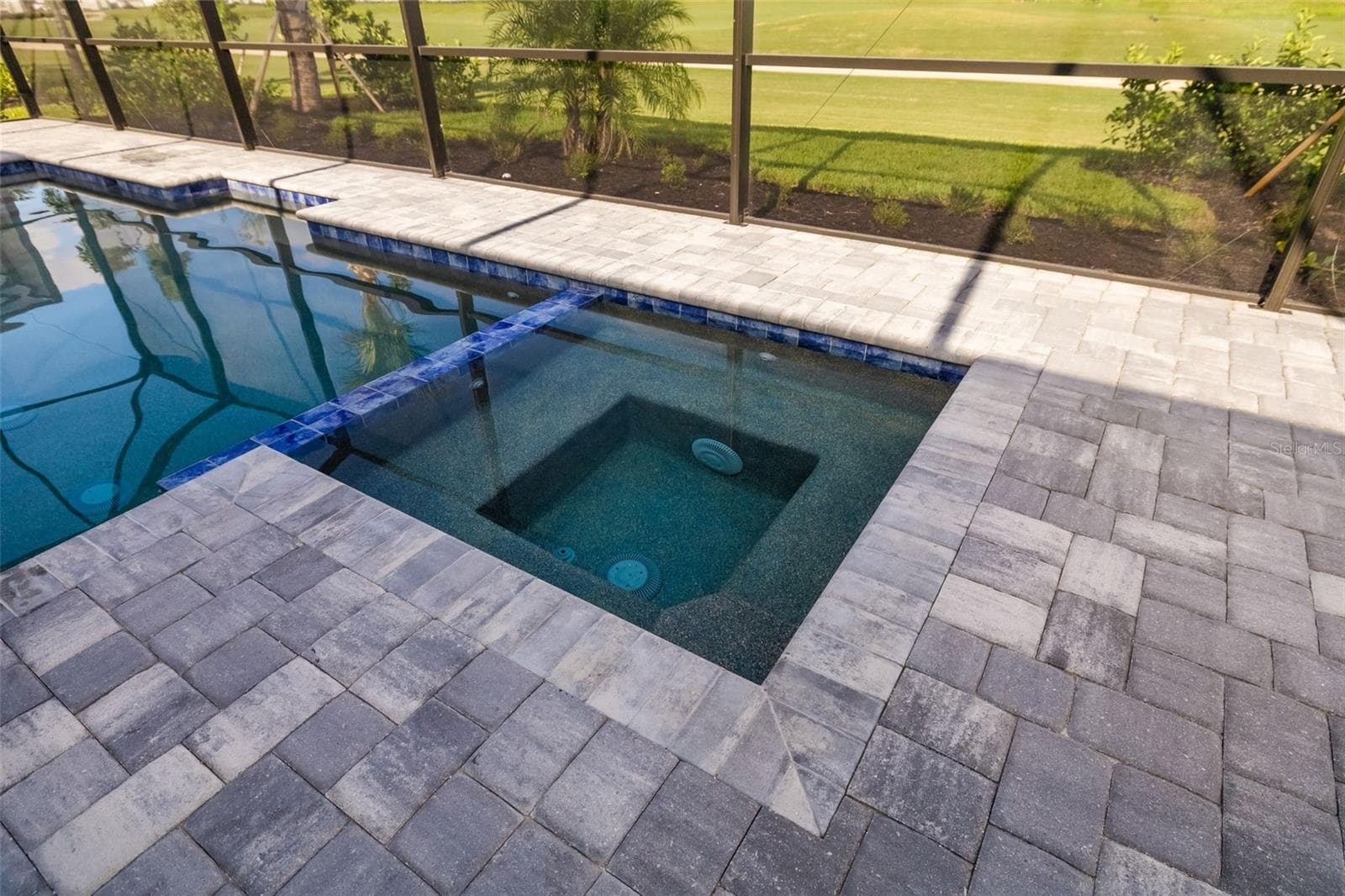 Single Family Residence at 5613 LIGHTNING WHELK LN, LAKEWOOD RANCH, photo 37 of 54