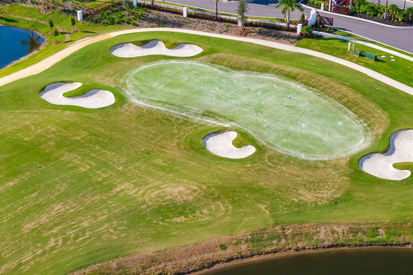 Single Family Residence at 5613 LIGHTNING WHELK LN, LAKEWOOD RANCH, photo 52 of 54