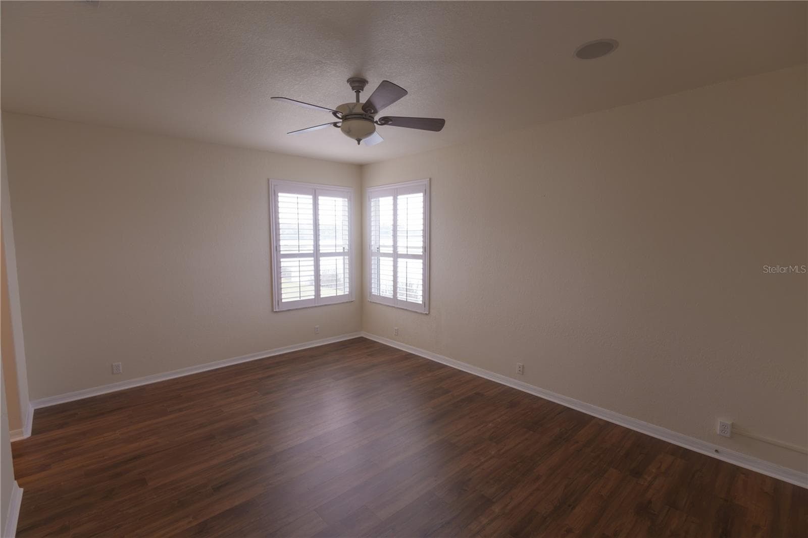 Single Family Residence at 4228 WINDCHIME LN, LAKELAND, photo 13 of 39