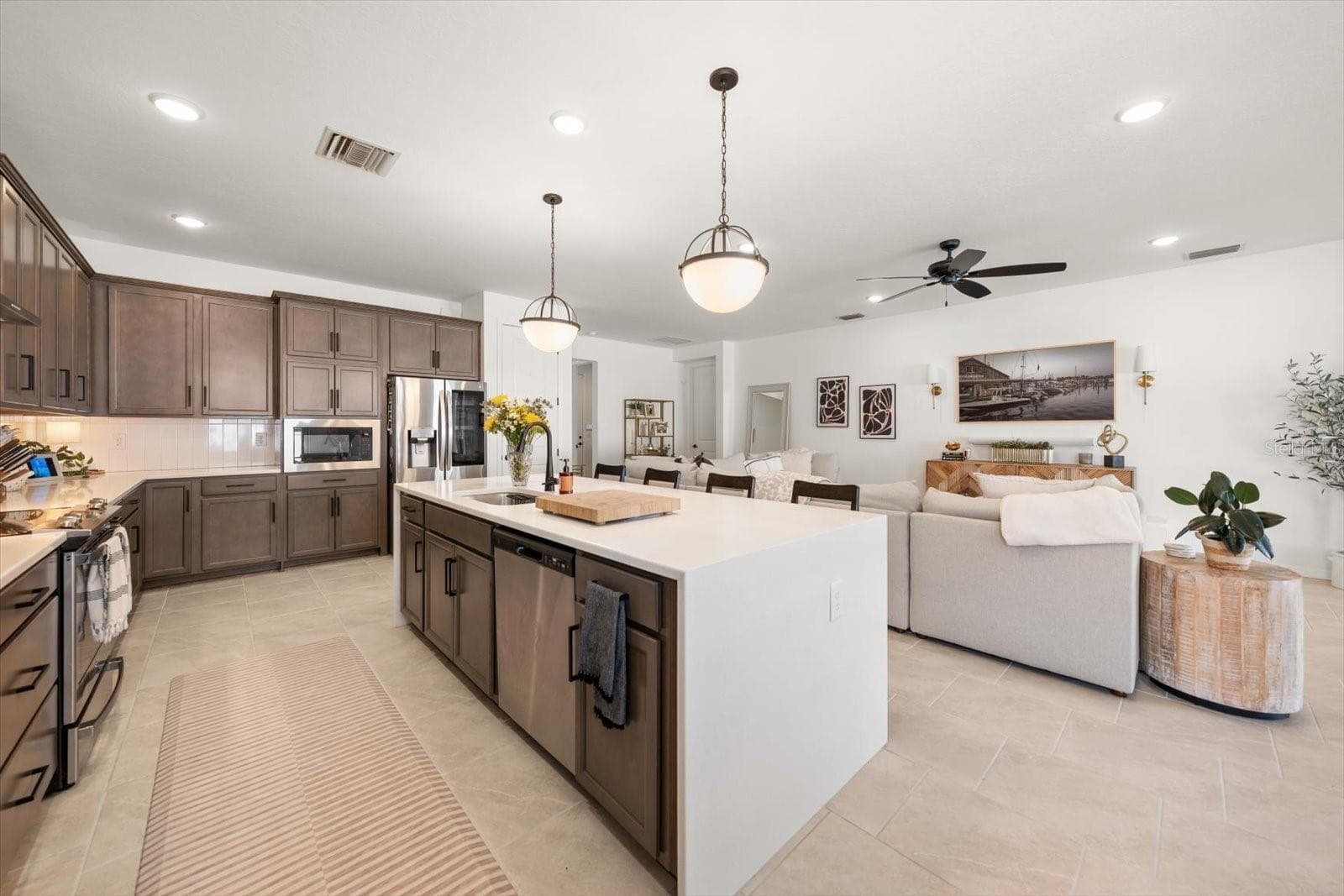 Single Family Residence at 34181 RADLEY WAY, WESLEY CHAPEL, photo 11 of 61