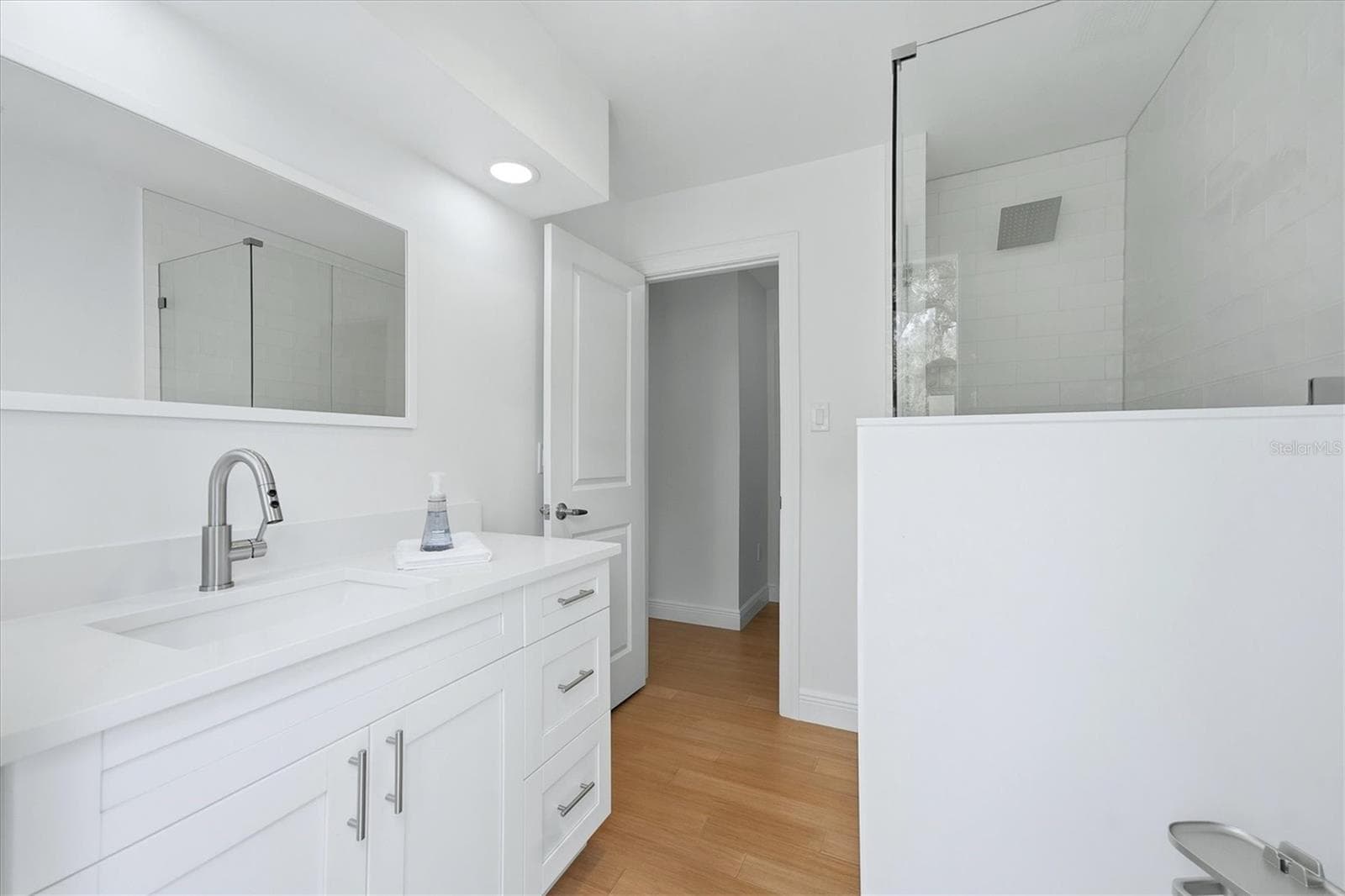 Spare bathroom - 3050 N BEACH RD, ENGLEWOOD
