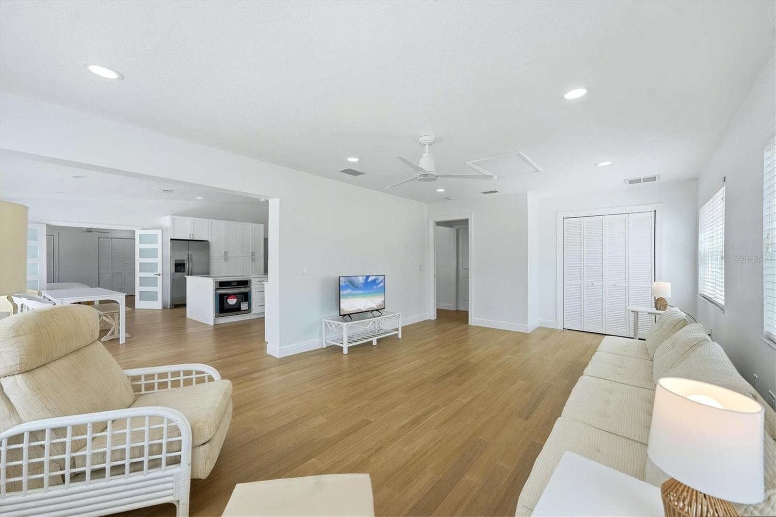 Bonus room - 3050 N BEACH RD, ENGLEWOOD