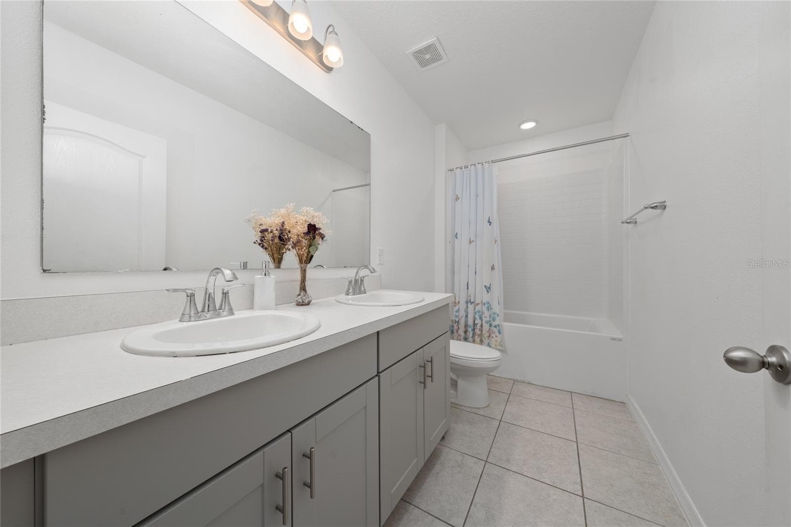 Single Family Residence at 151 FLATFISH CT, POINCIANA, photo 14 of 38