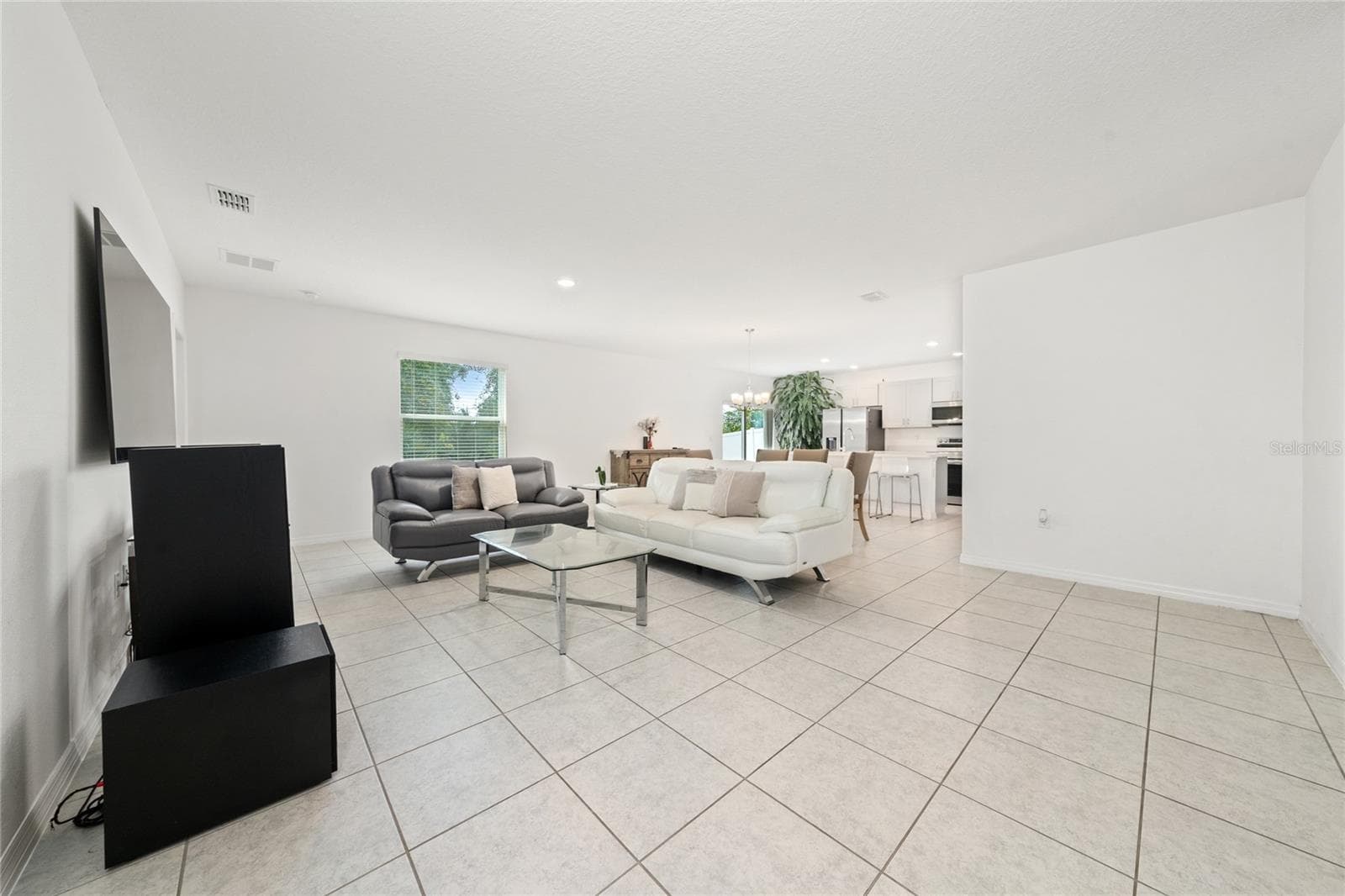 Single Family Residence at 151 FLATFISH CT, POINCIANA, photo 16 of 38