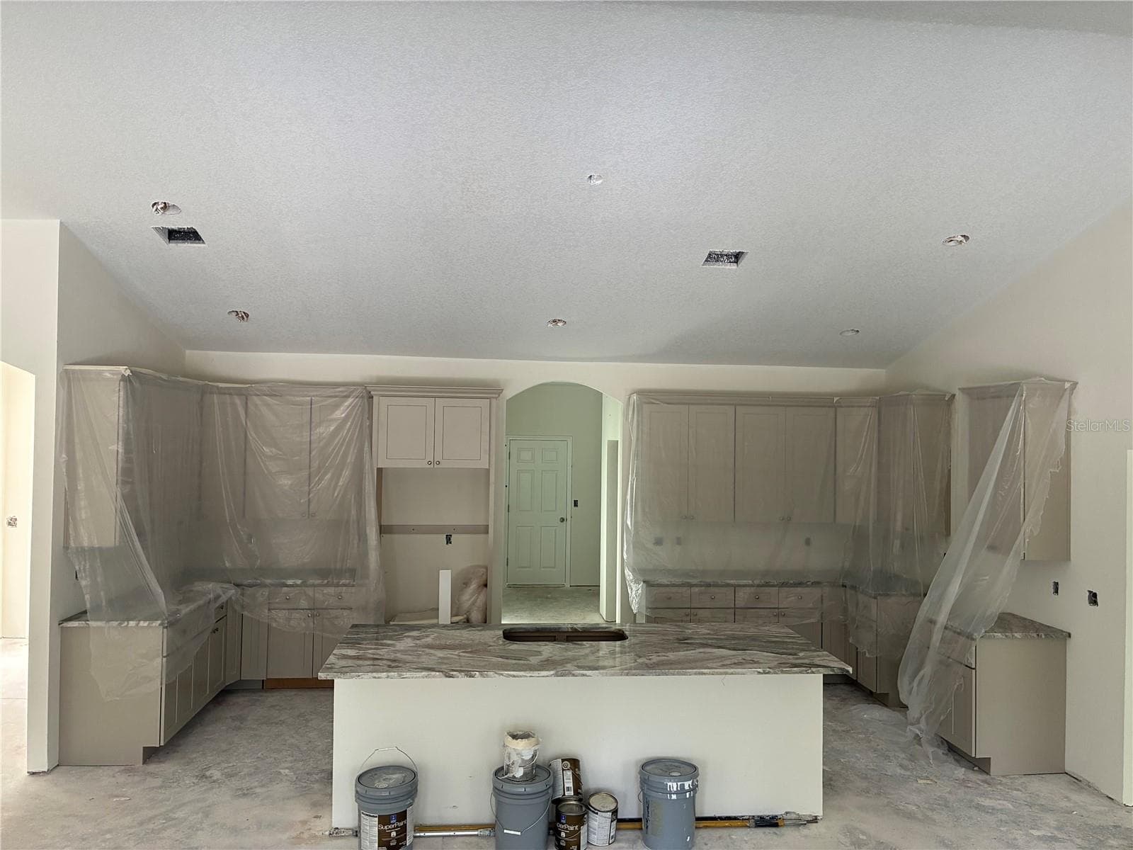 Single Family Residence at 8343 SW 135TH AVE, DUNNELLON, photo 5 of 69