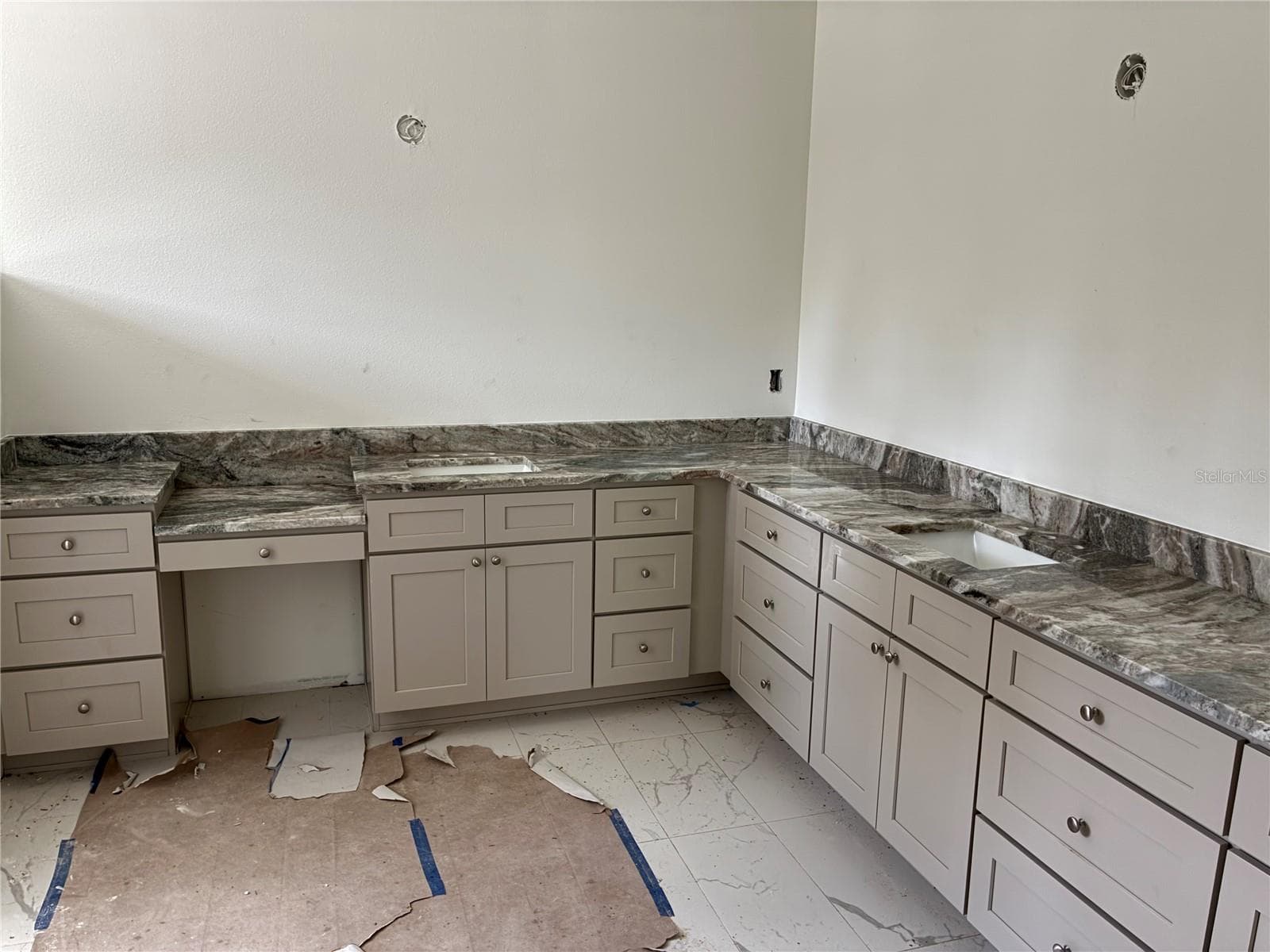Single Family Residence at 8343 SW 135TH AVE, DUNNELLON, photo 7 of 69