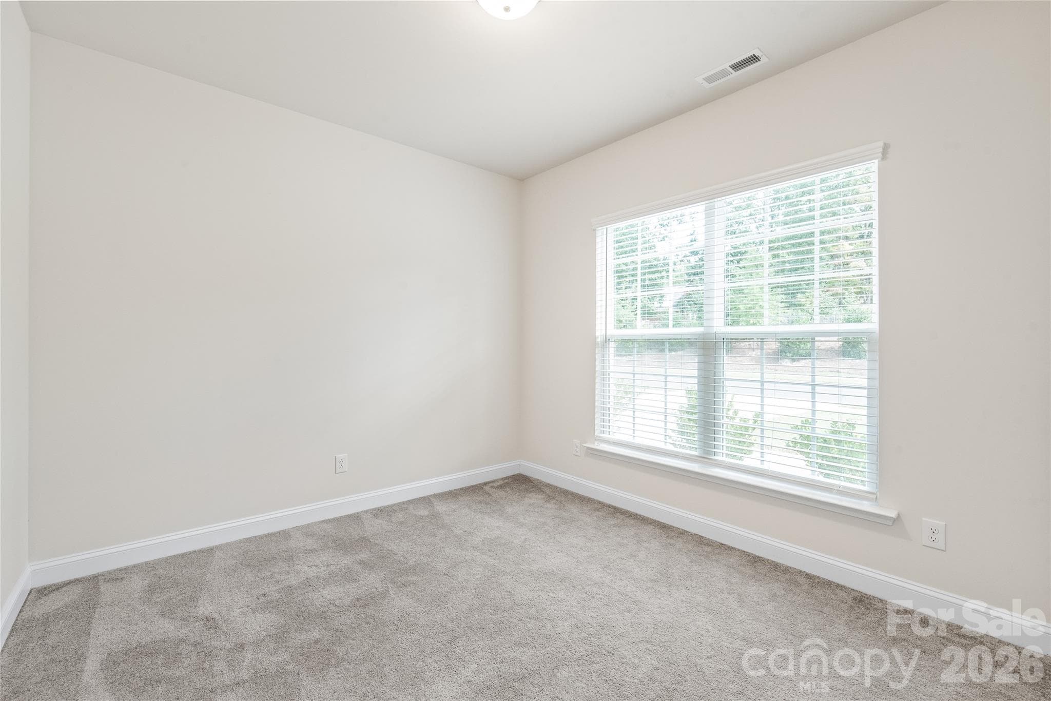 Single Family Residence at 1043 Kalli Drive, Matthews, photo 4 of 39