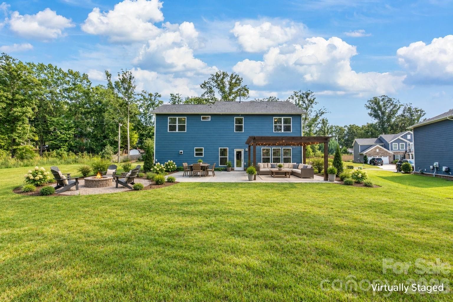 Single Family Residence at 1043 Kalli Drive, Matthews, photo 36 of 39