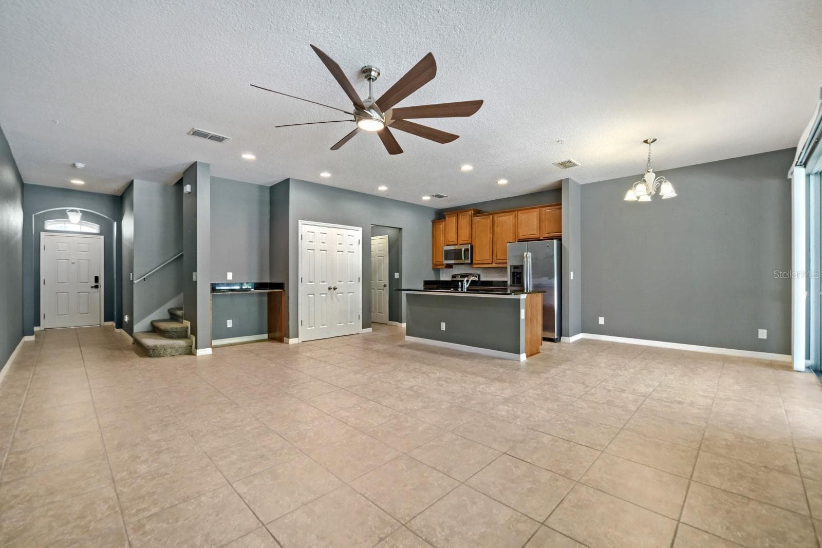 Townhouse at 900 WALKERS GROVE LN, WINTER GARDEN, photo 6 of 28